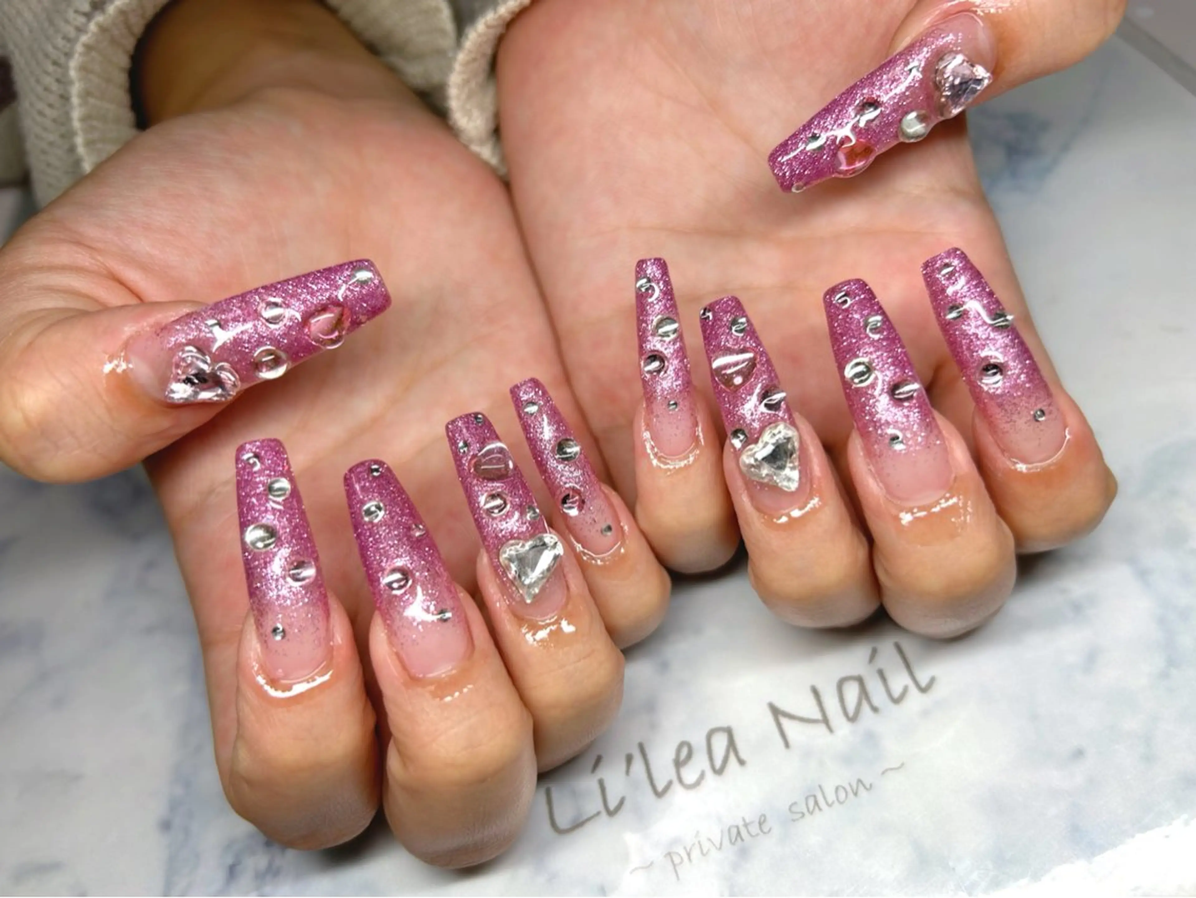 ネイル Li'leaNail AINAのネイルデザイン