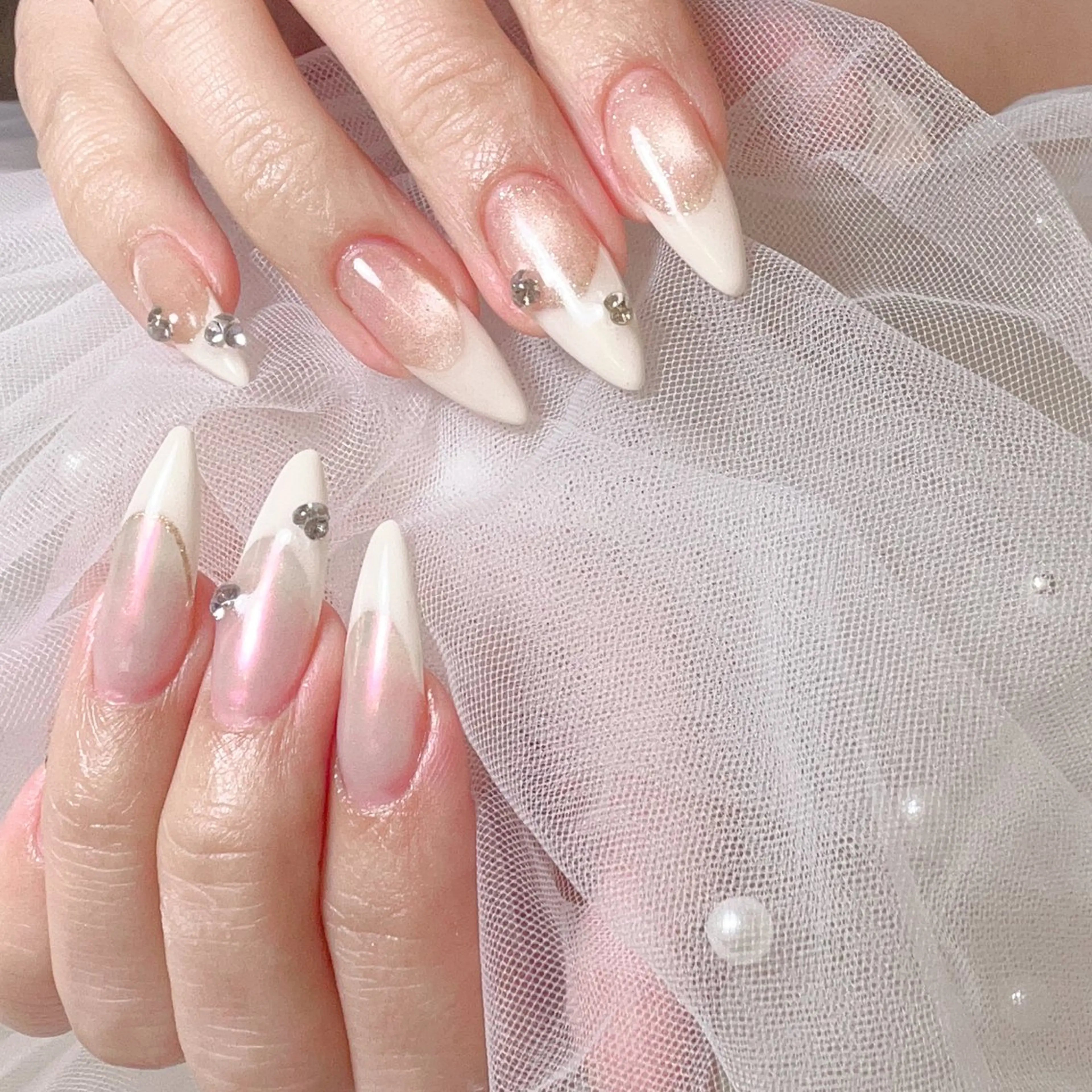 ネイル フレンチネイル マグネットネイル マグネットフレンチ ミラーネイル EmaNail Risaのネイルデザイン