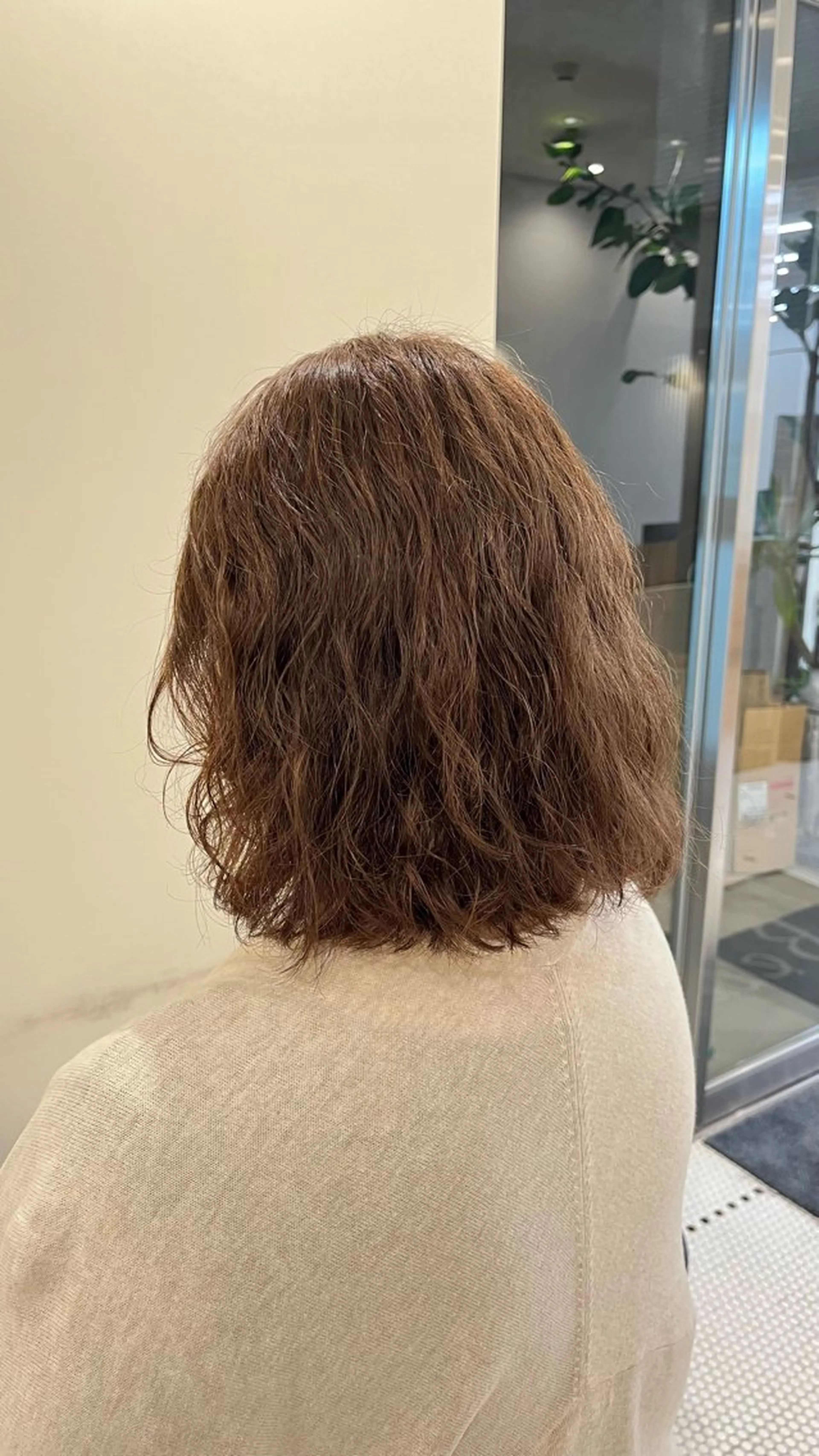 パーマ マアヤ/ハイトーン /ハイレイヤーのヘアスタイル