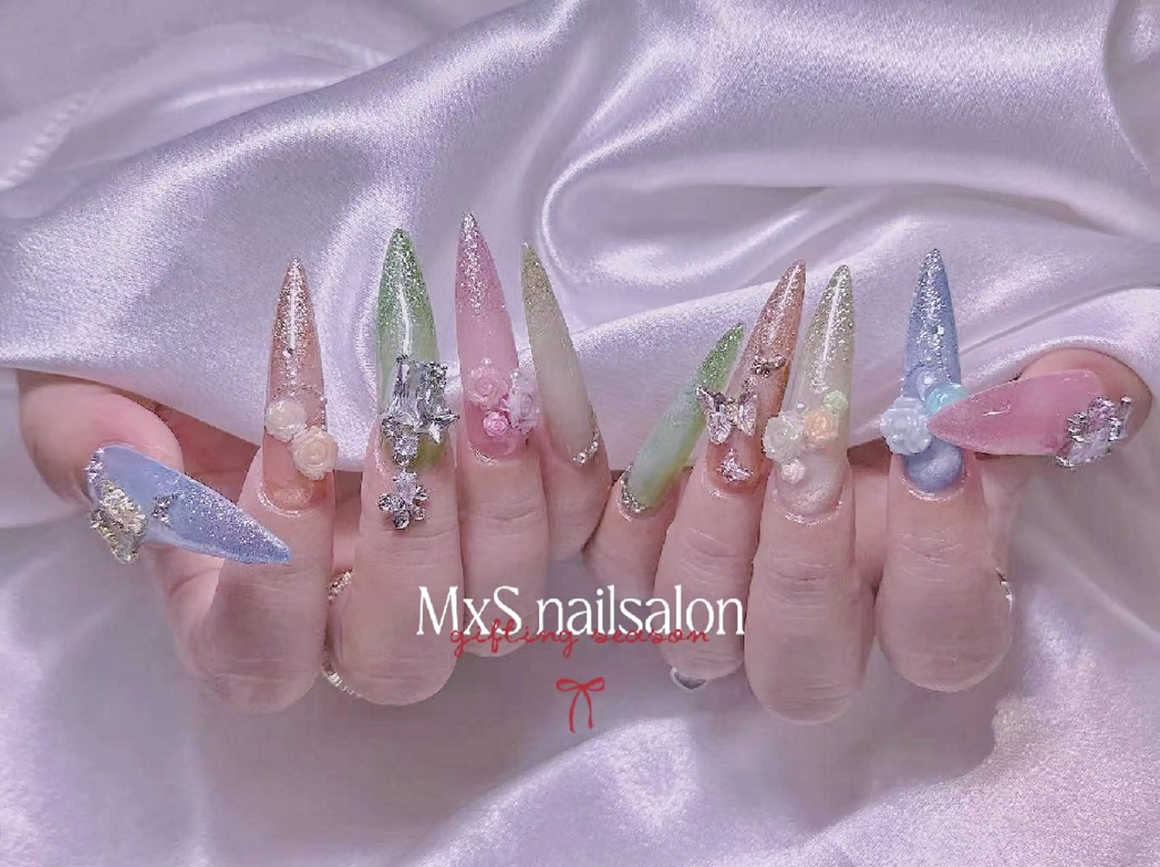 ネイル ジェルネイル マグネットネイル パラジェル 春ネイル ワンホンネイル ハンドネイル MxS リィリィのネイルデザイン