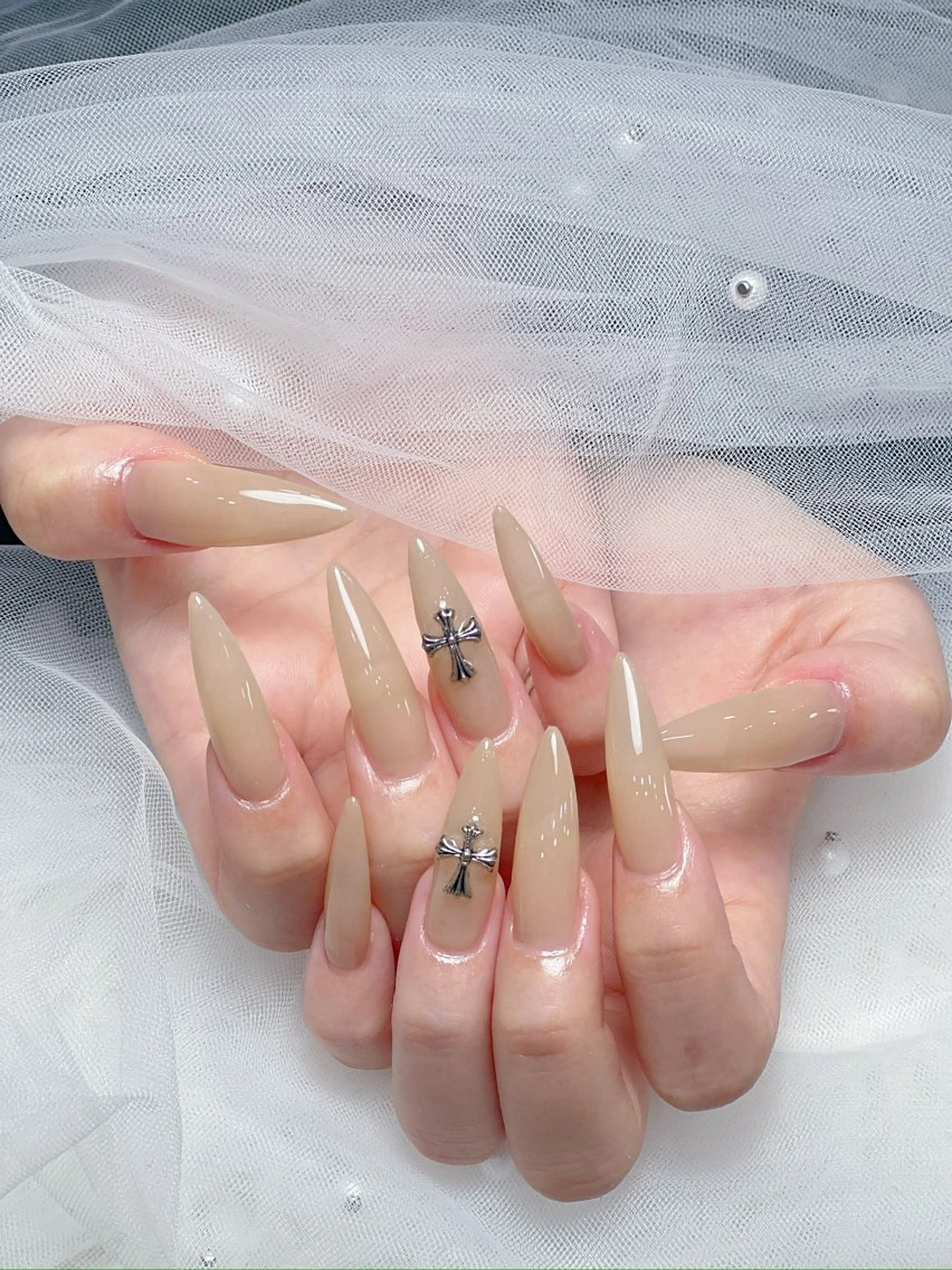 ネイル アートネイル オーロラネイル チークネイル 長さ出し フットネイル Miya _nailのネイルデザイン