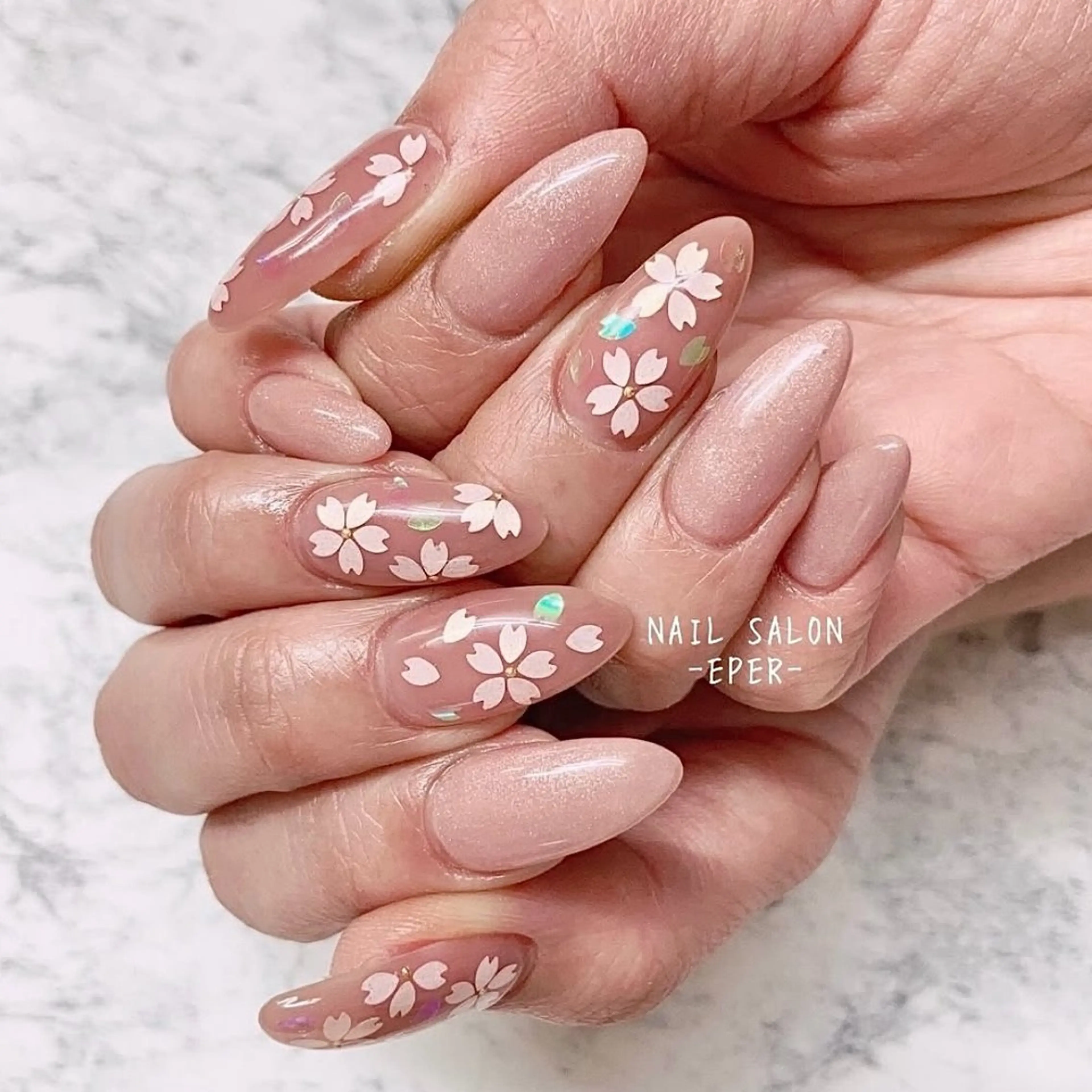 ネイル ネイルサロン -EPER-エペルのネイルデザイン