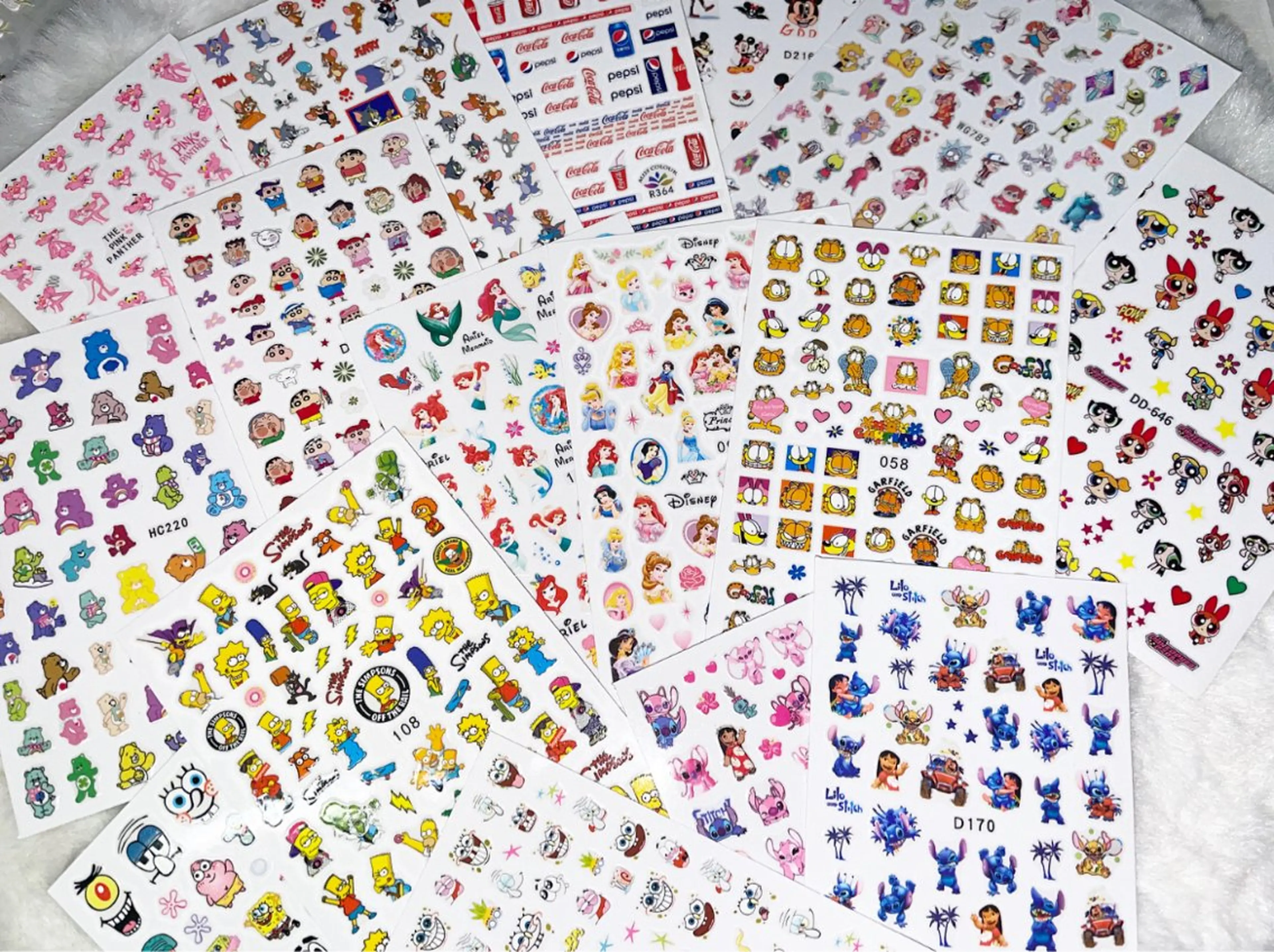 ネイル nailsalon R.のネイルデザイン