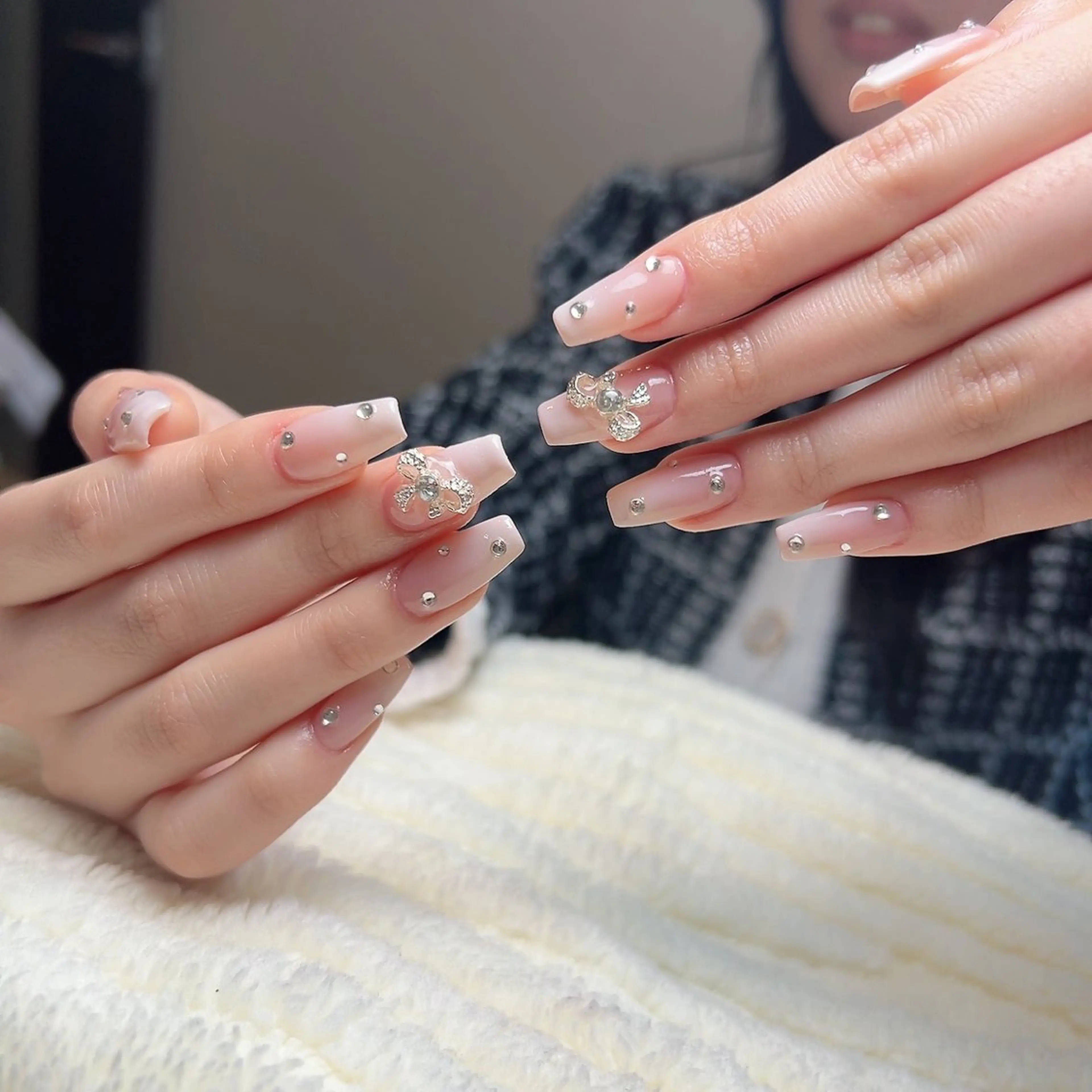 ネイル ハンドネイル ネイルサロン lotusのネイルデザイン