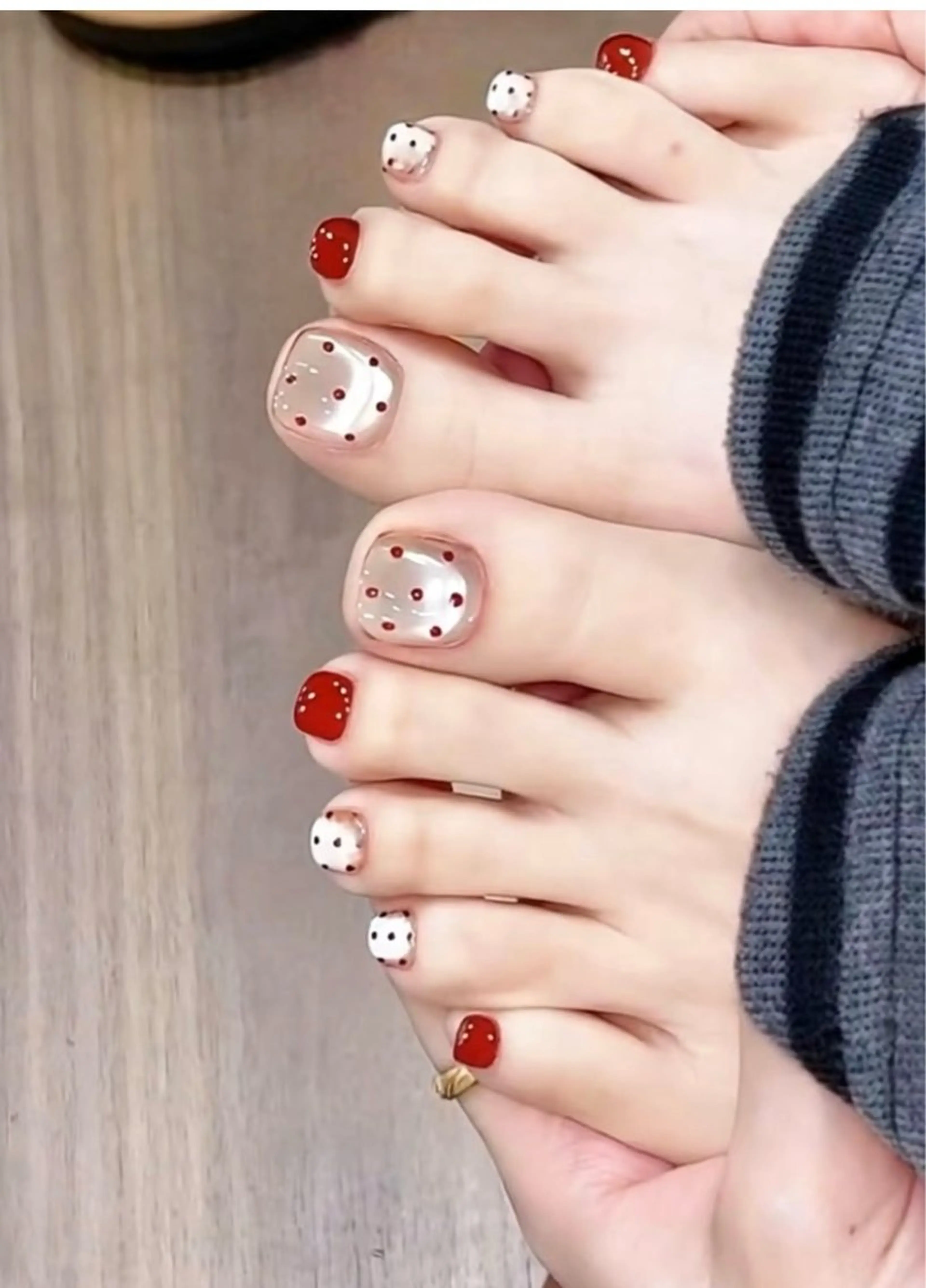 ネイル フットネイル Luvia Ginzaのネイルデザイン