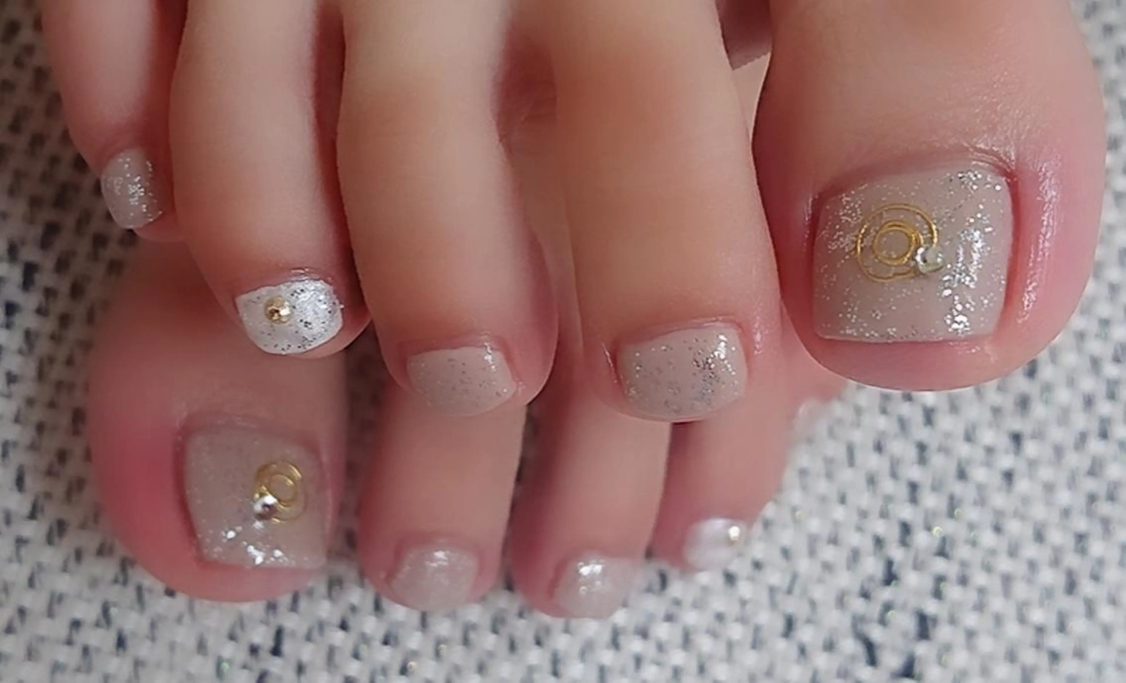 ネイル 🍒当日もOK🍒 𝑳𝑼𝑵𝑨花井のネイルデザイン