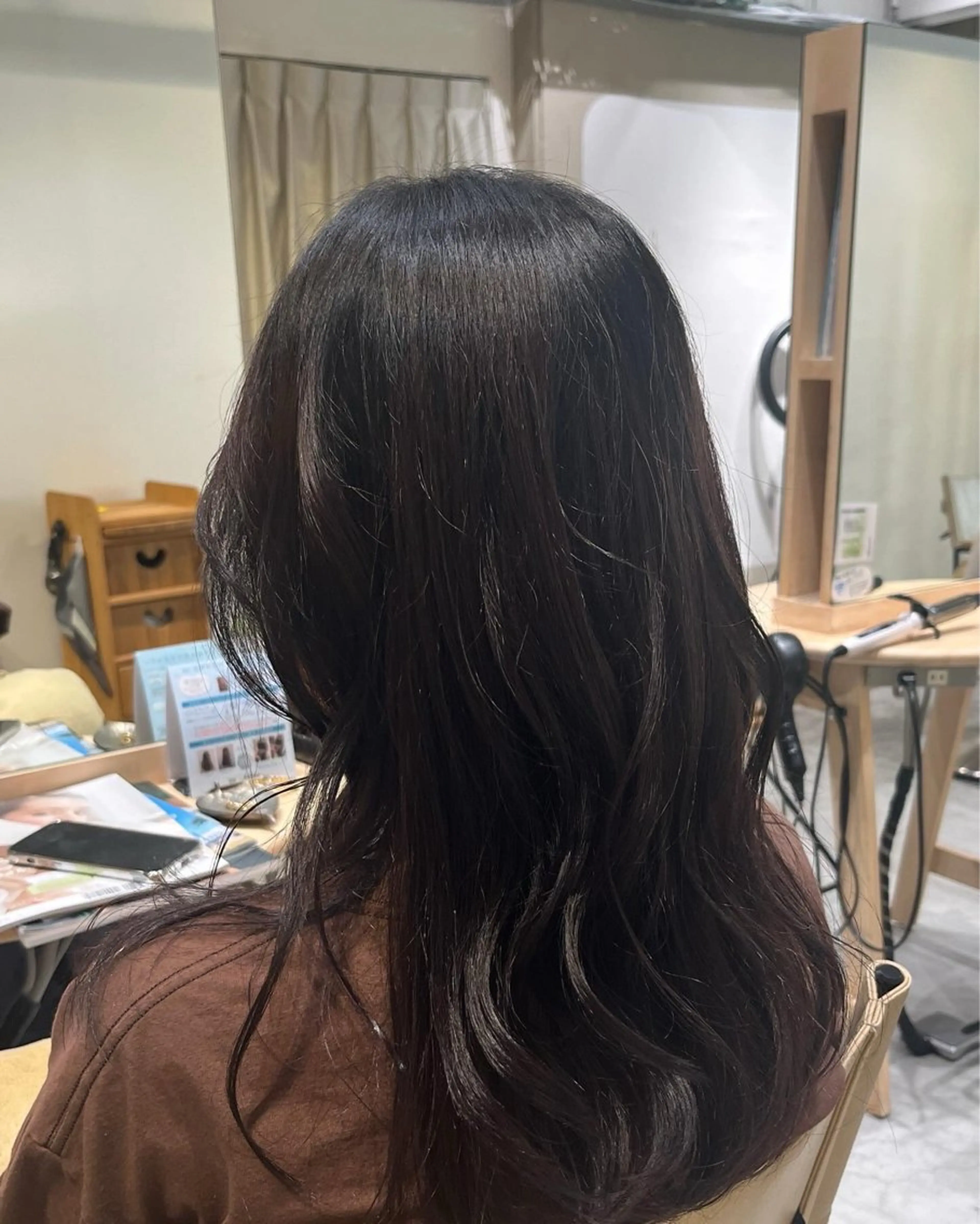 セミロング カラー レイヤーカット 佐藤　ひなの ／艶髪のヘアスタイル