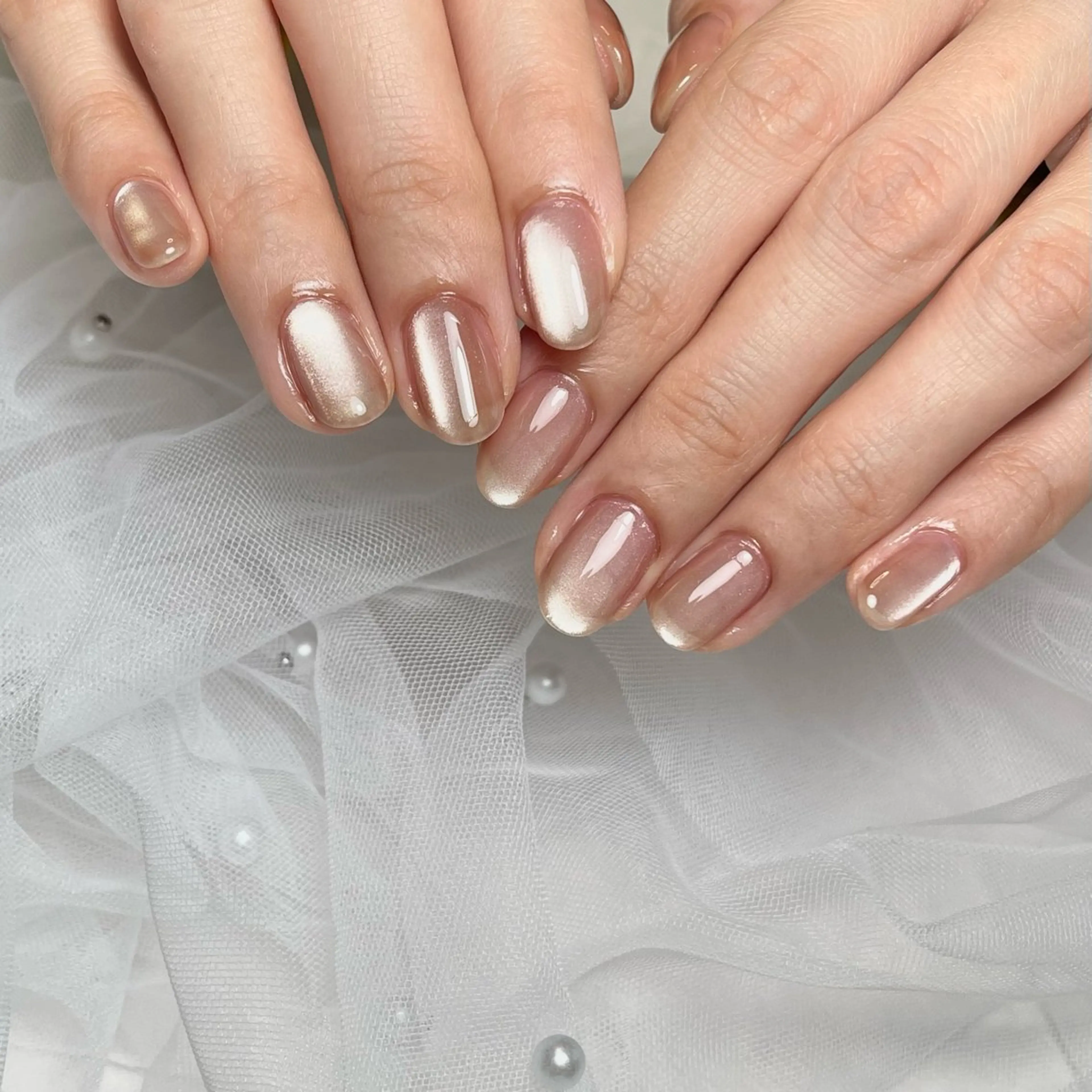 ネイル フラッシュネイル 韓国ネイル マグネットネイル ワンカラーネイル シンプルネイル ハンドネイル RE SALONのネイルデザイン