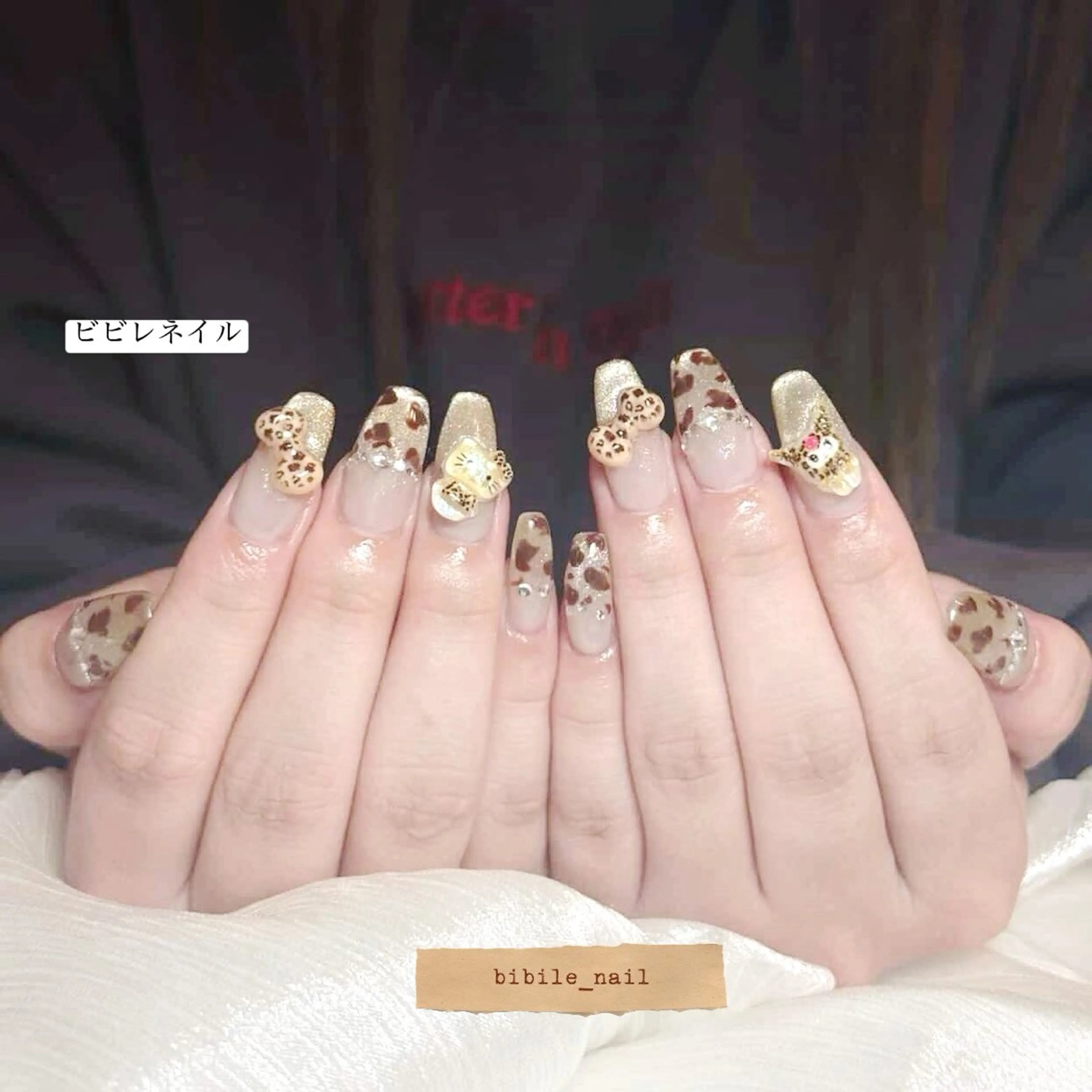 ネイル ストーンネイル ハンドネイル 島尻 ユインのネイルデザイン