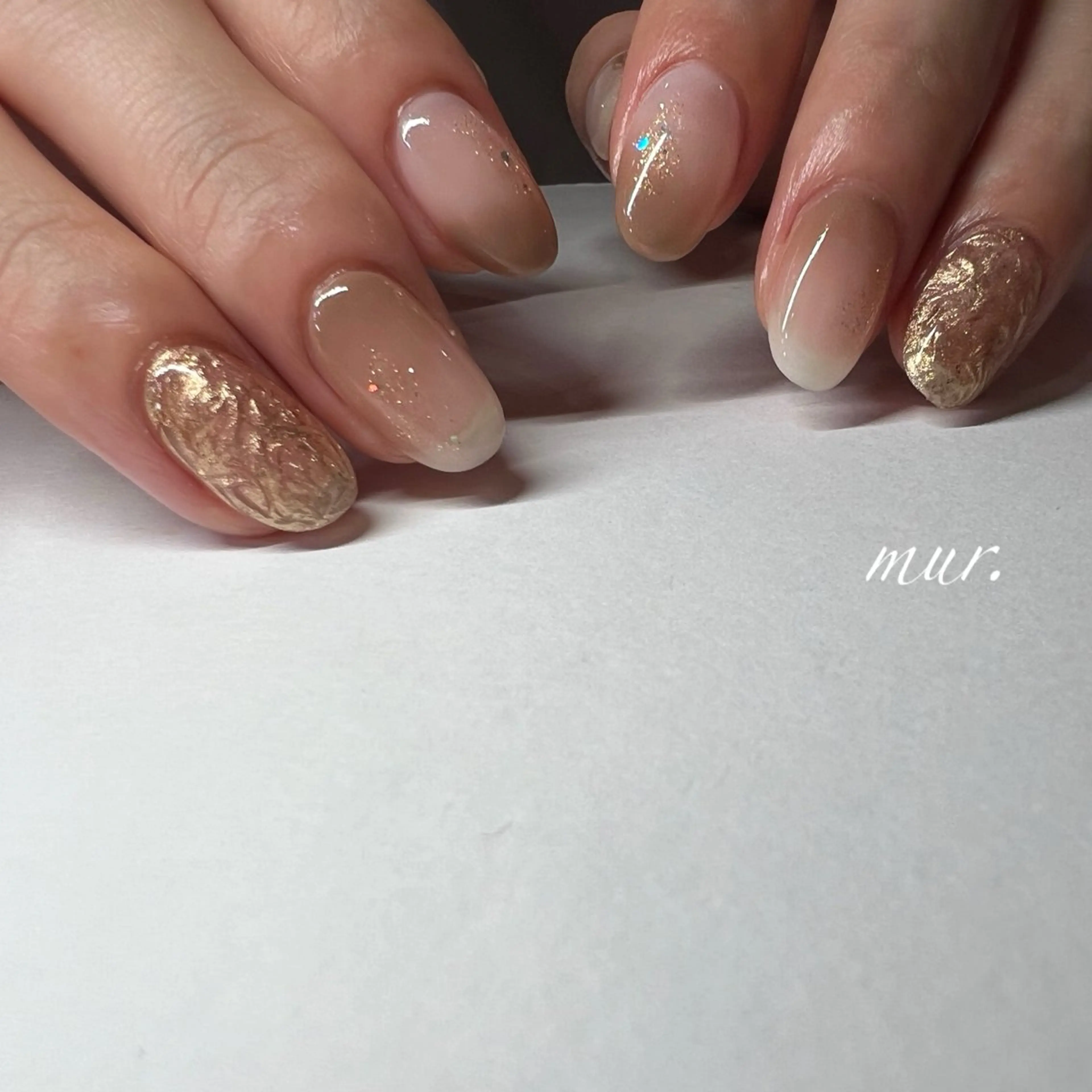 ネイル ジェルネイル ラメ(グリッター) ミラーネイル ニュアンスネイル オフィスネイル nailsalon mur.のネイルデザイン