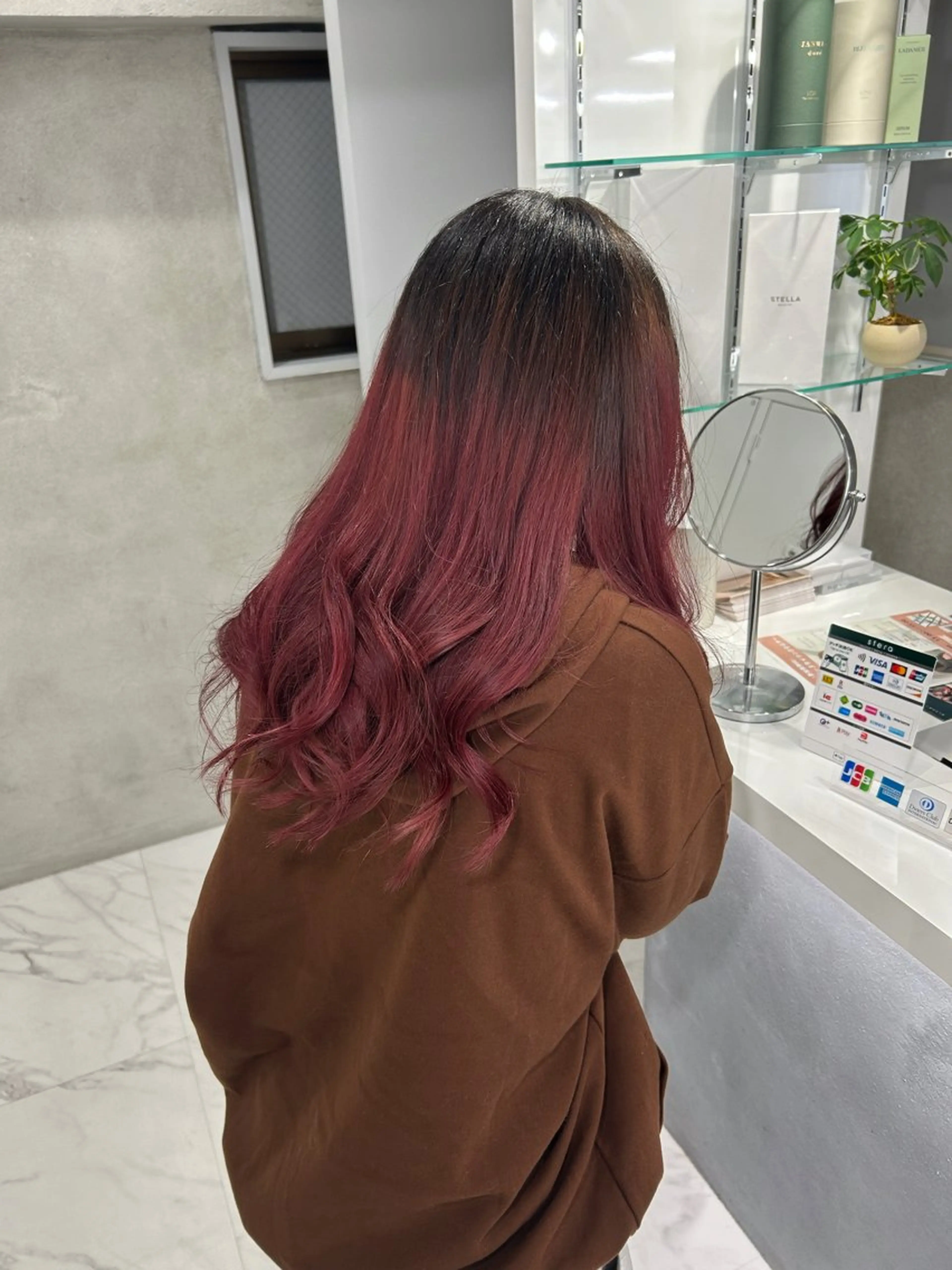 カラー ヘアカラー ️💜akari💜 ハイトーン/レイヤーのヘアスタイル