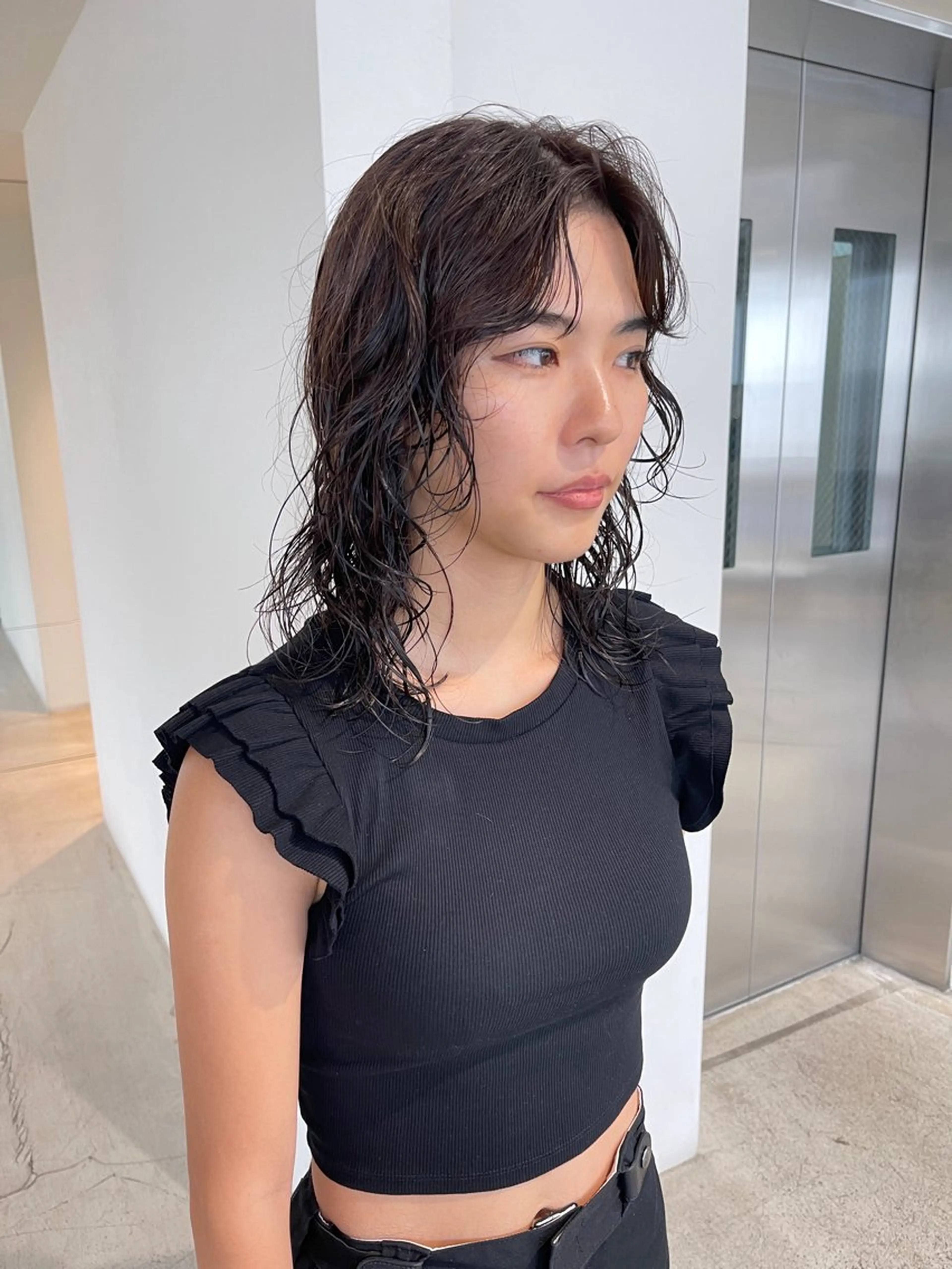 ミディアム oma　袮次金 鈴香のヘアスタイル