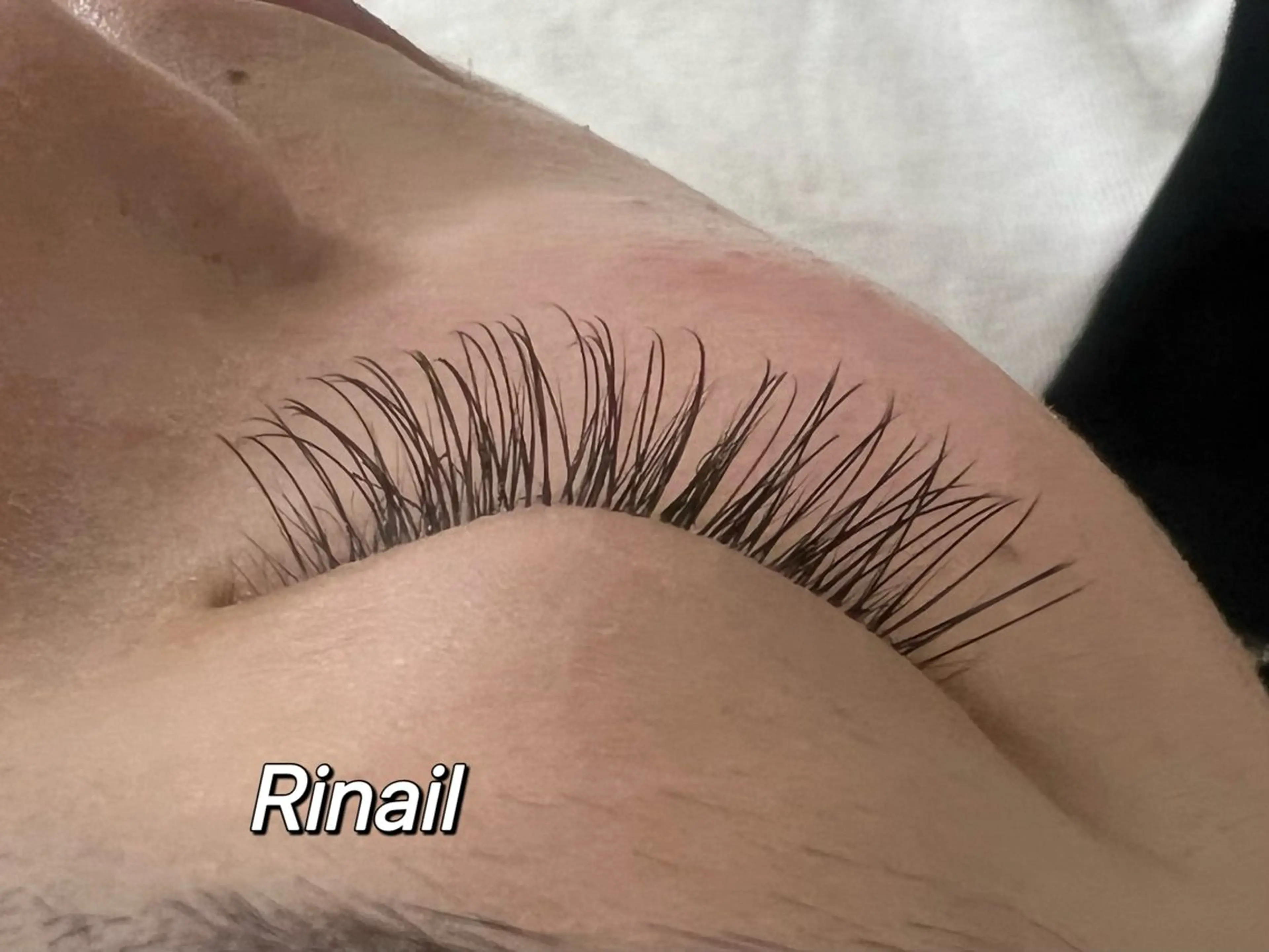 マツエク・マツパ バインドロック ナチュラル パリジェンヌラッシュリフト まつげパーマ 下まつげエクステ YK Rinのネイルデザイン