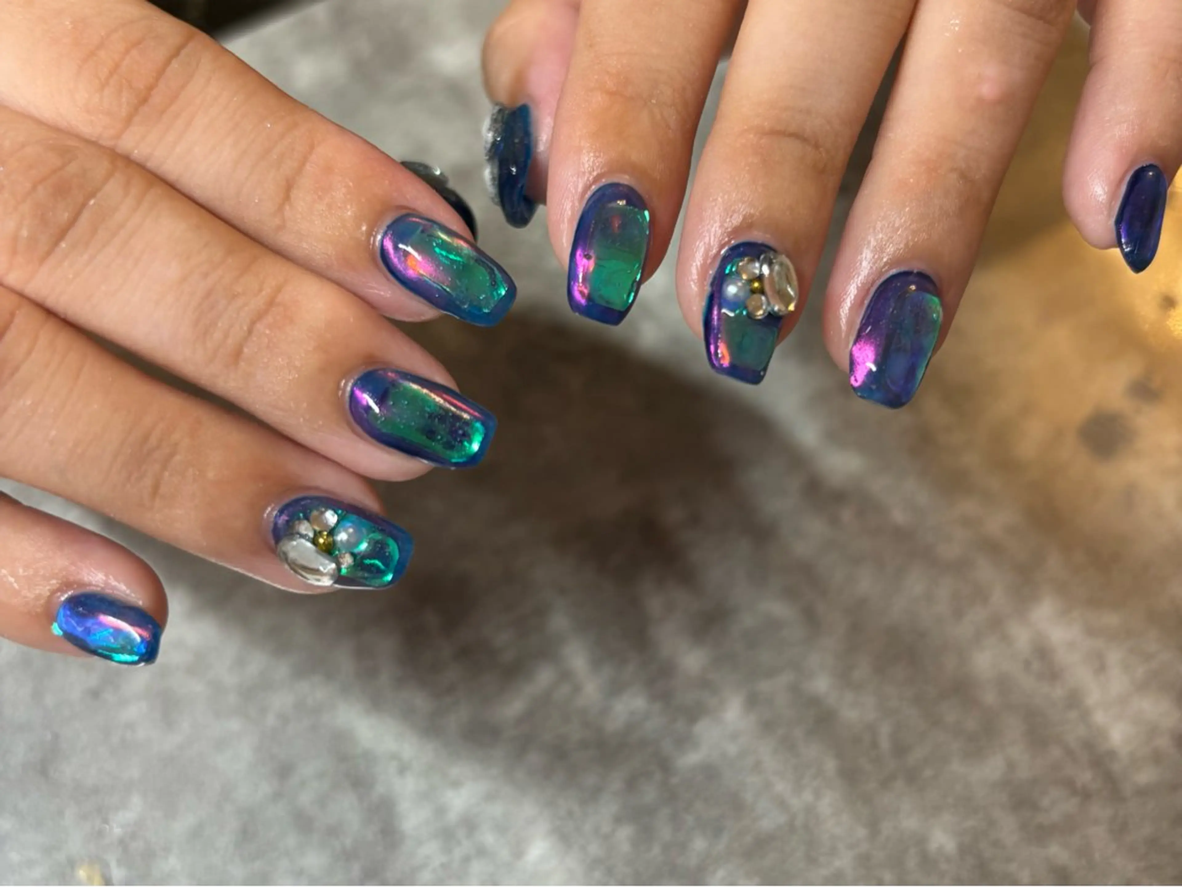 ネイル ハンドネイル ami eye&nail所属・小林 亜美のマツエク・マツパデザイン