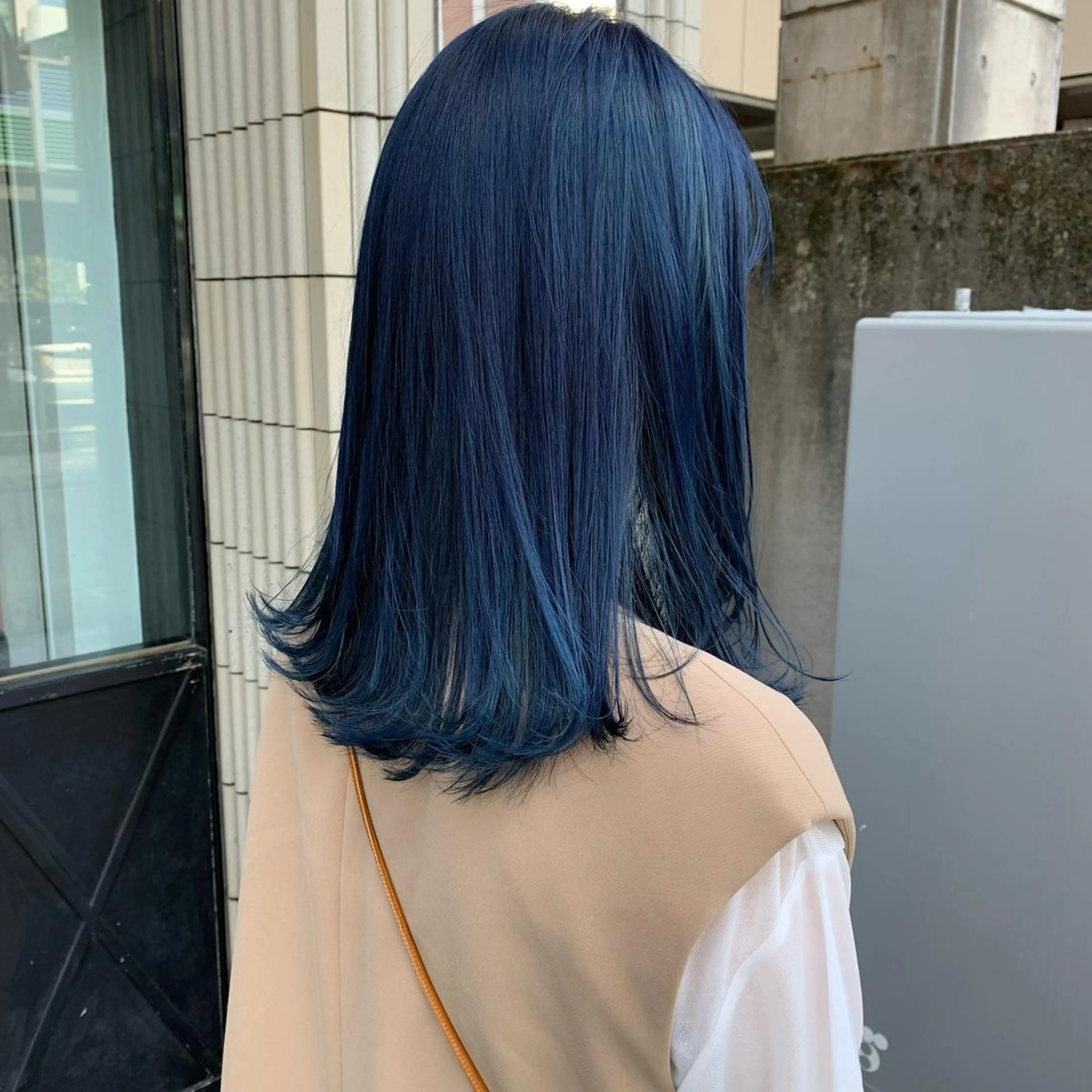 ロング カラー ヘアカラー SAKINO． ベージュカラーのヘアスタイル