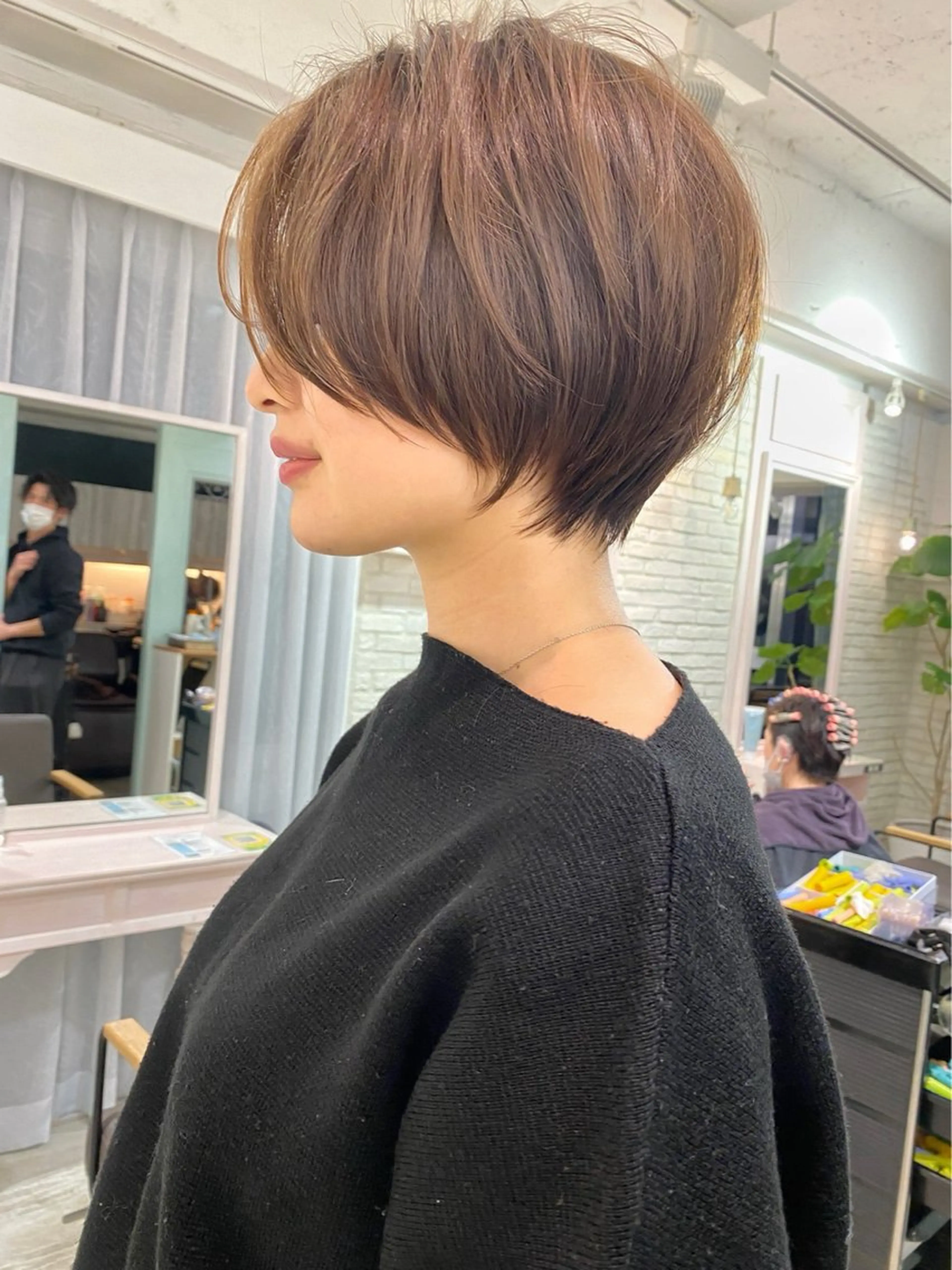 ショート カラー 木元 瑛✂︎ボブのヘアスタイル