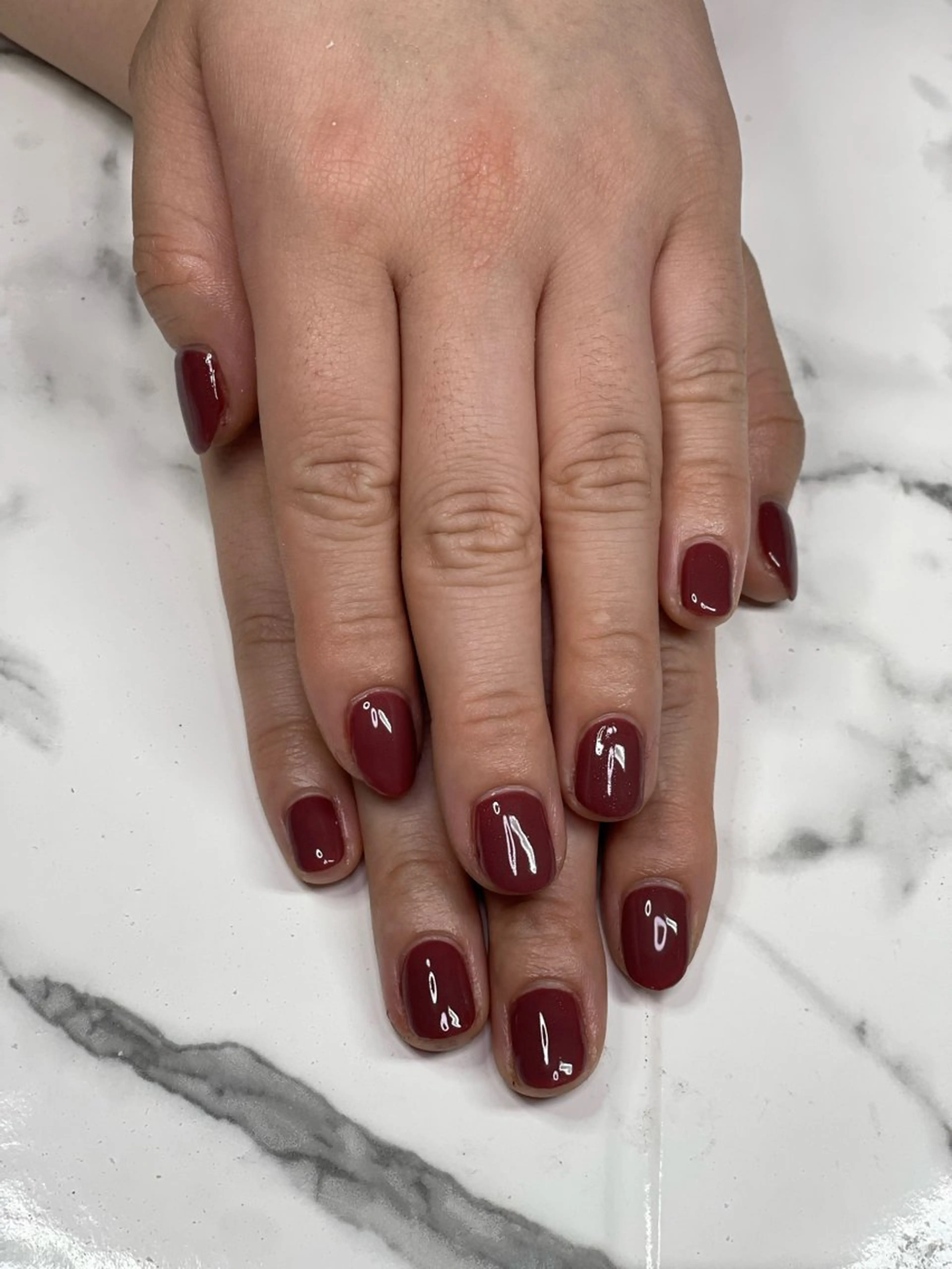 ネイル ワンカラーネイル RUARI RISAのネイルデザイン