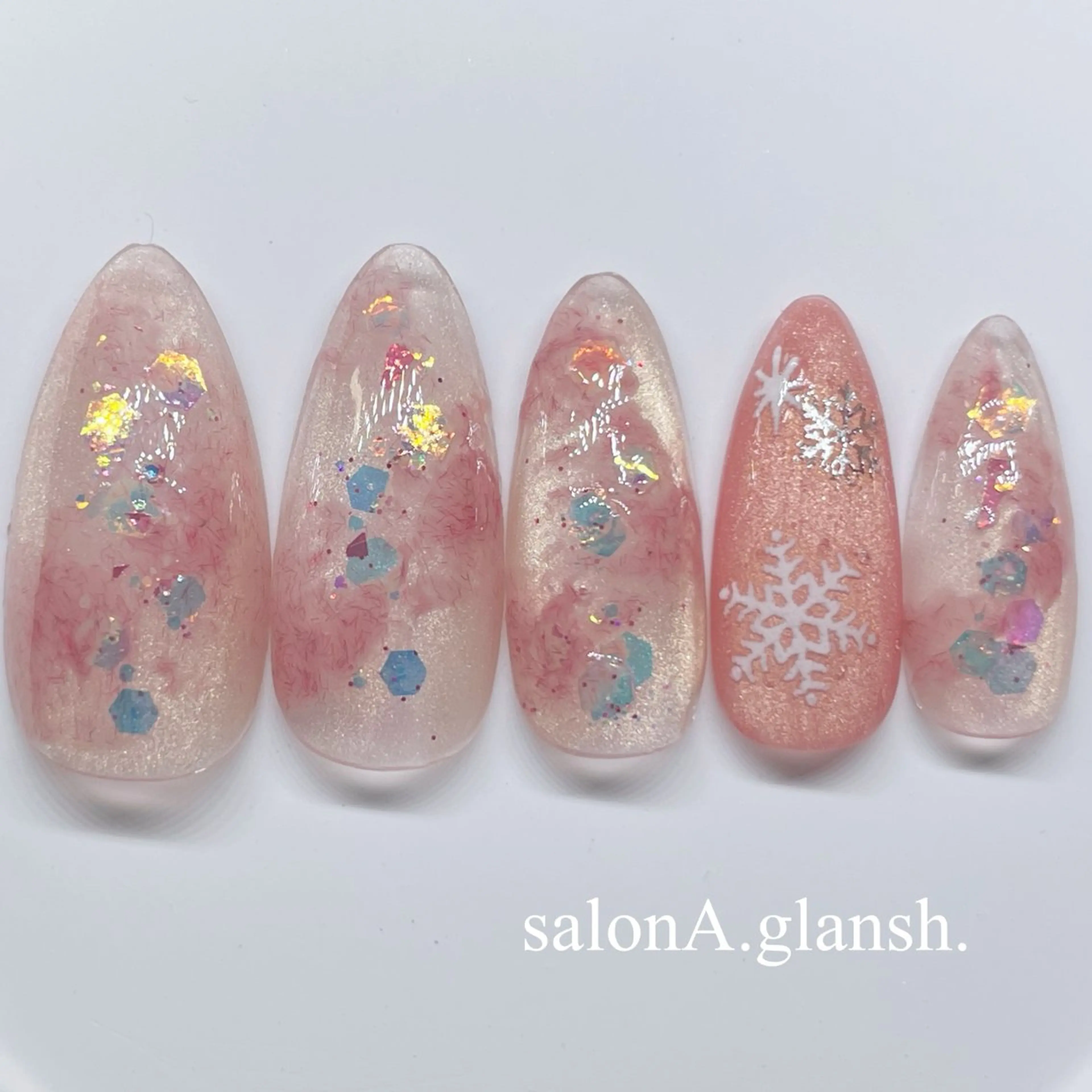 ネイル ハンドネイル 肌質改善salon♪ 効果がわかる♪南森町のネイルデザイン