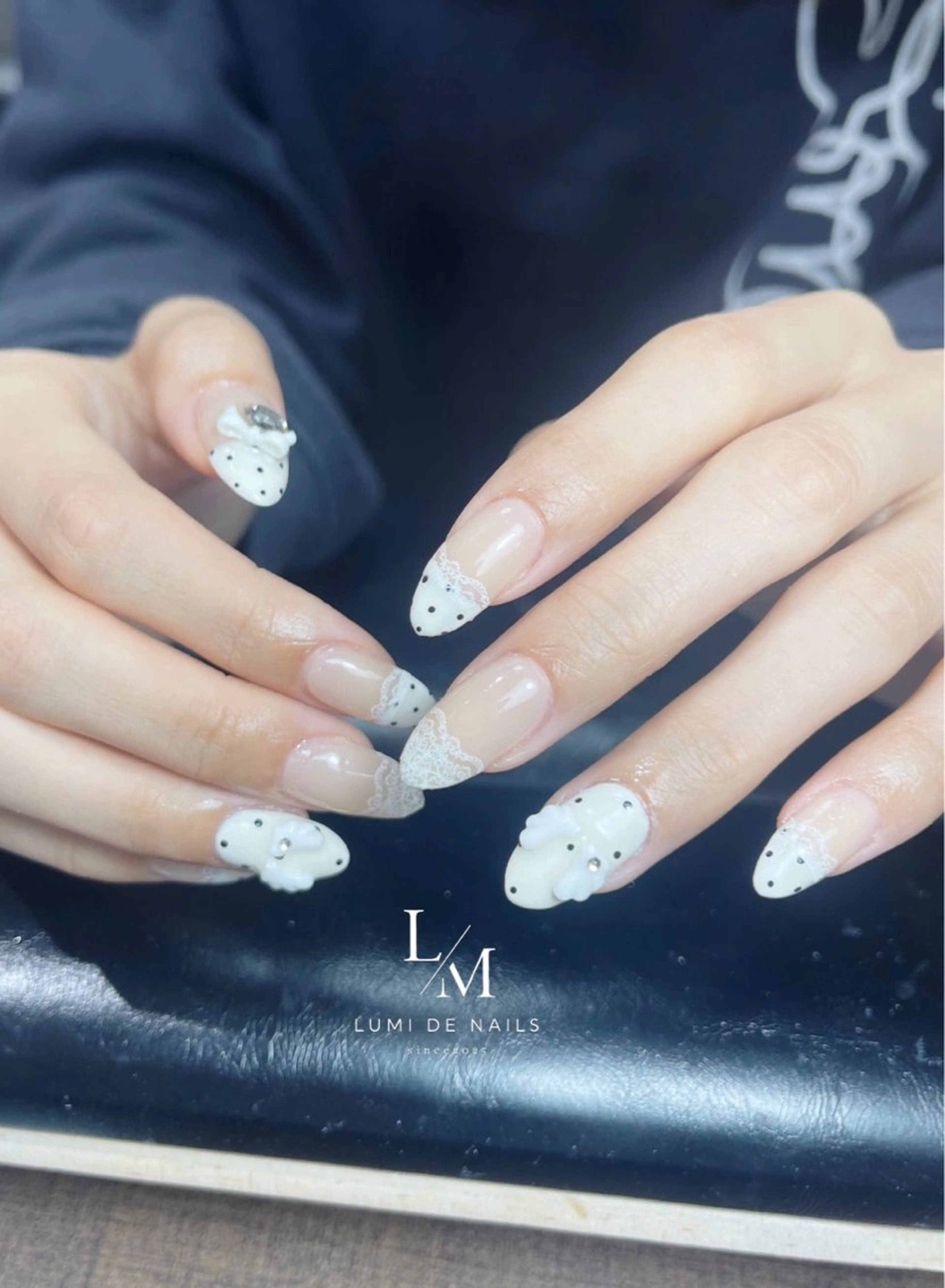 ネイル グラデーション ラメ(グリッター) マグネットネイル ミラーネイル ニュアンスネイル ハンドネイル Lumi de nailsのネイルデザイン