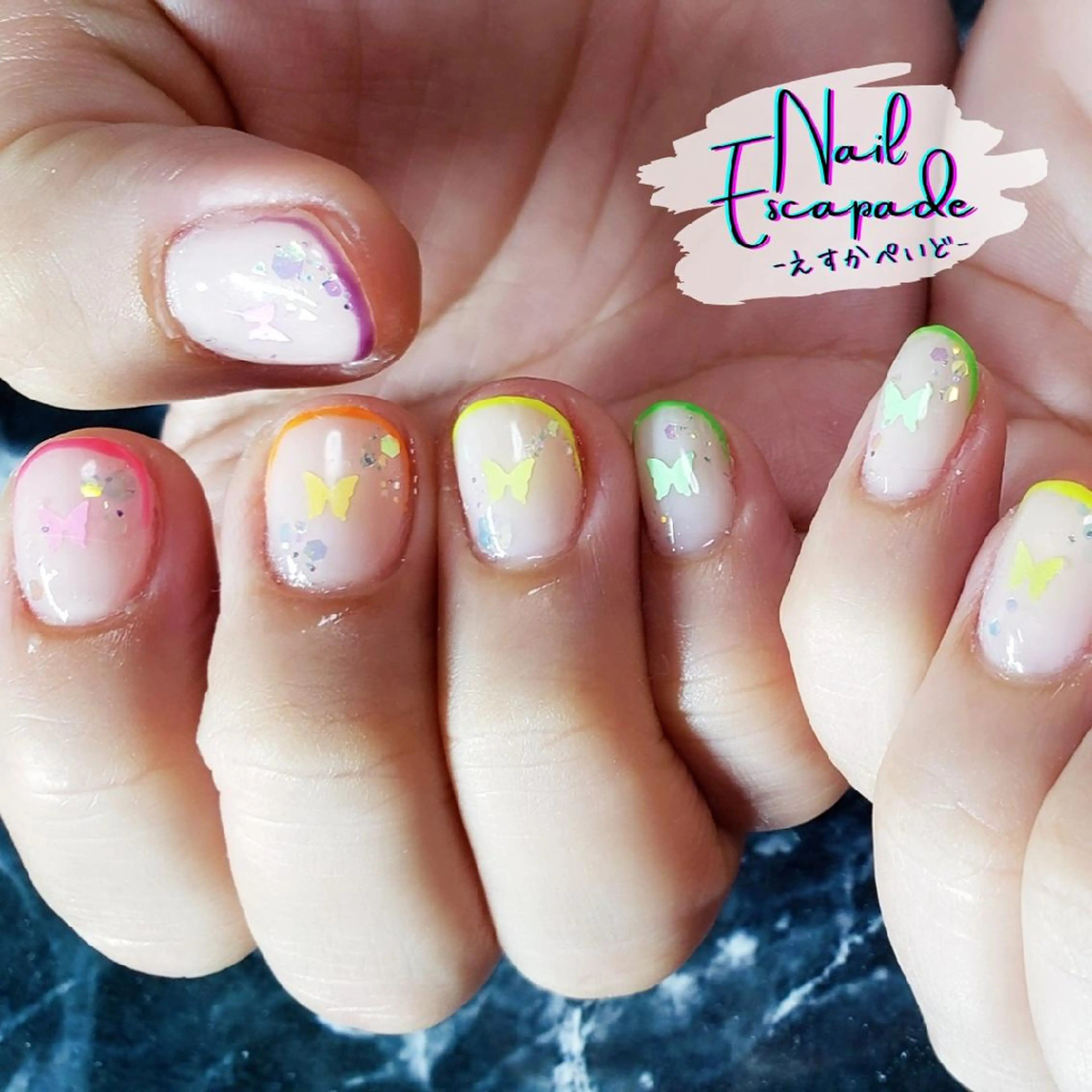 ショート ネイル ハンドネイル クロキ 。のネイルデザイン