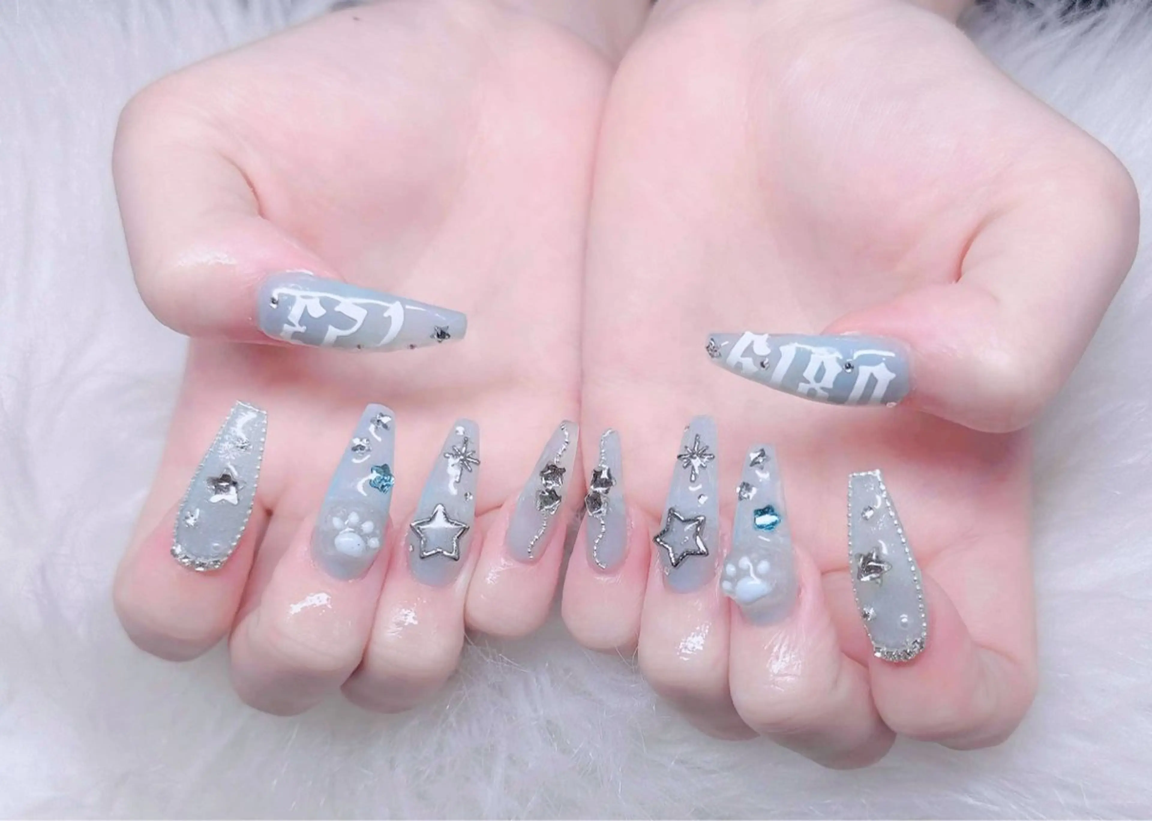 ネイル オーロラネイル クリアネイル フラッシュネイル ジェルネイル グラデーション ハンドネイル Amee Nail Salonのネイルデザイン