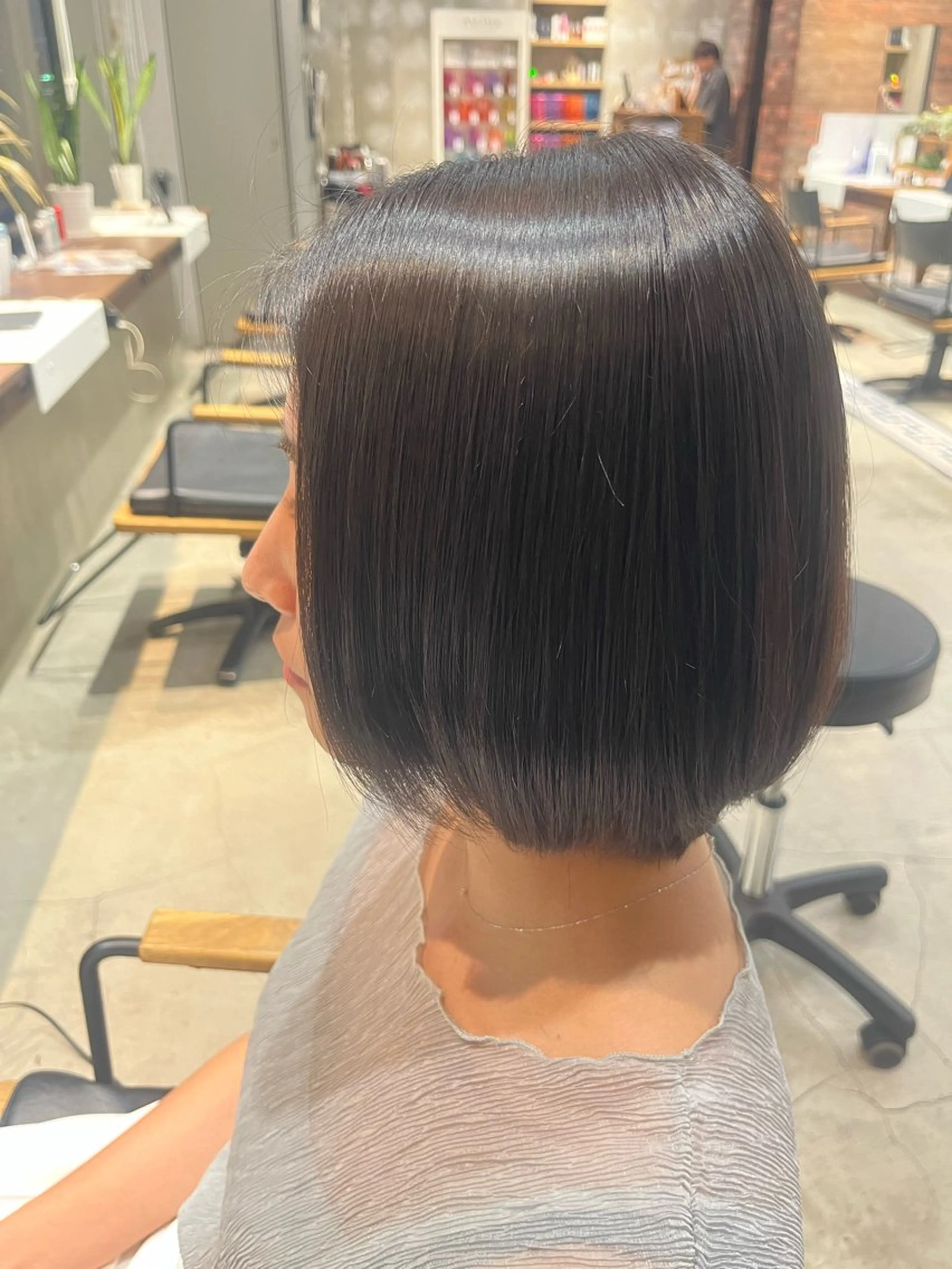 カラー ブリーチ ブルーカラー ブラウンカラー 透明感カラー ブリーチなしカラー 橋本 士のヘアスタイル