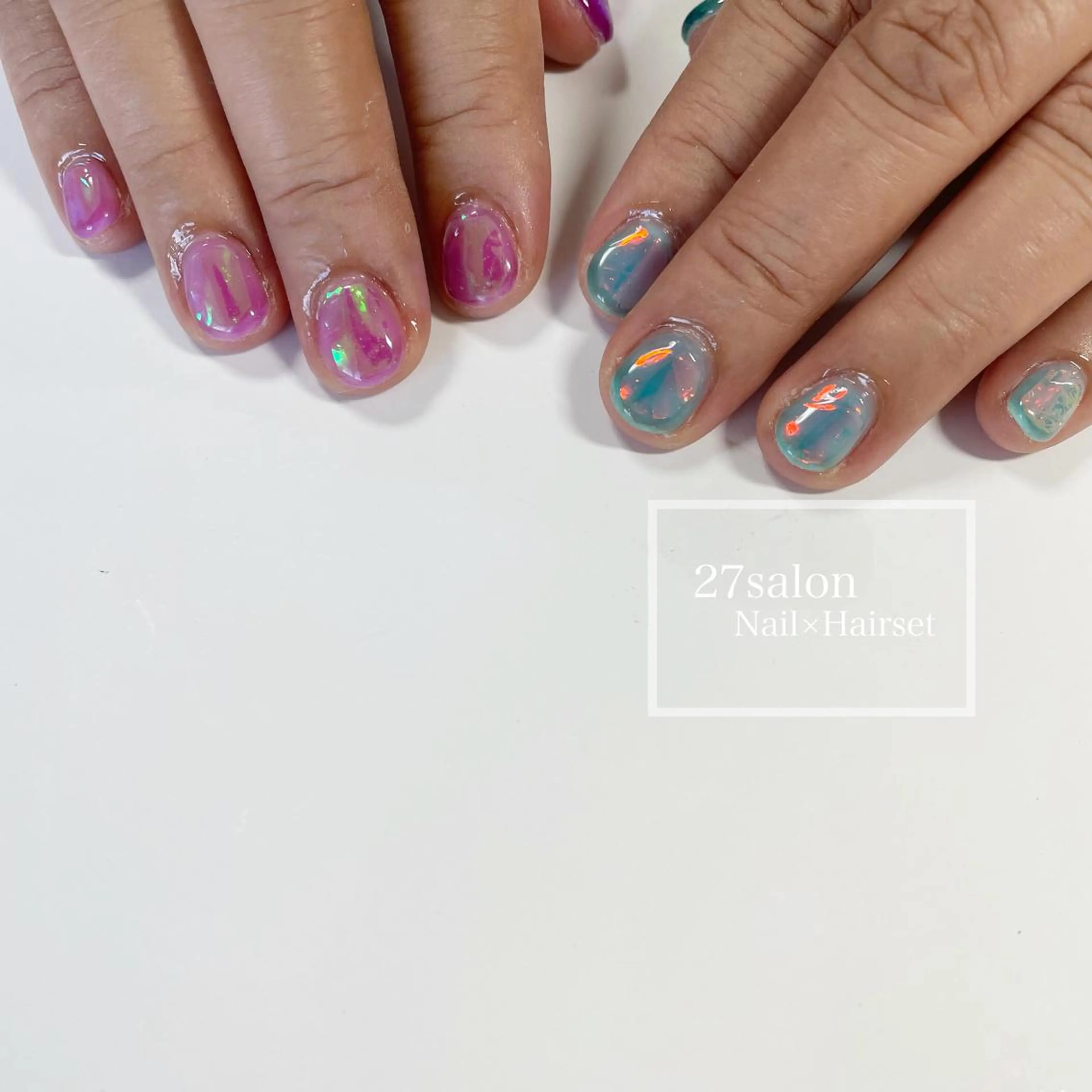 ネイル オーロラネイル 氷ネイル・うるうるネイル 27salon yuinaのネイルデザイン