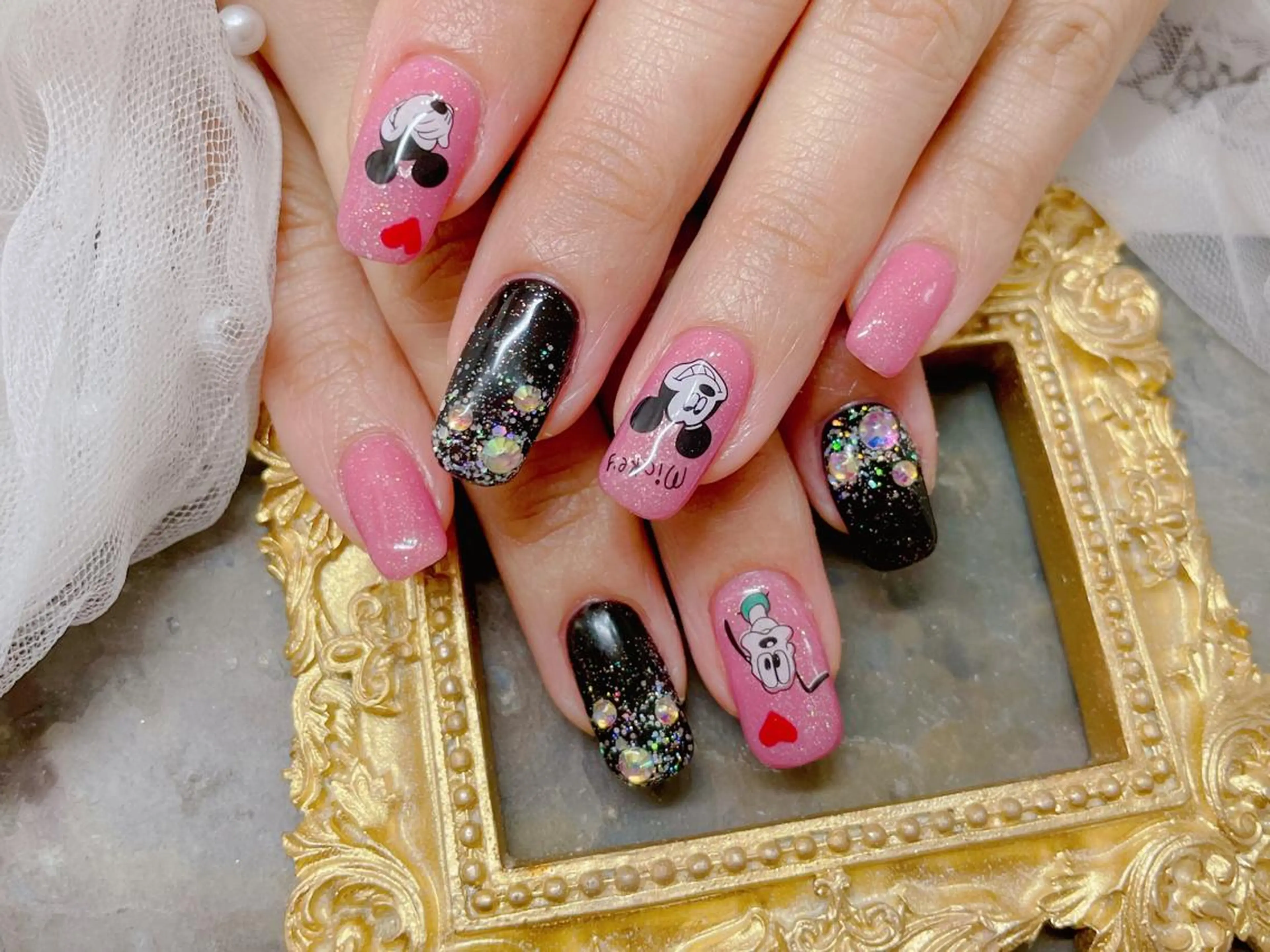 ネイル ハンドネイル マジック ミラーのネイルデザイン