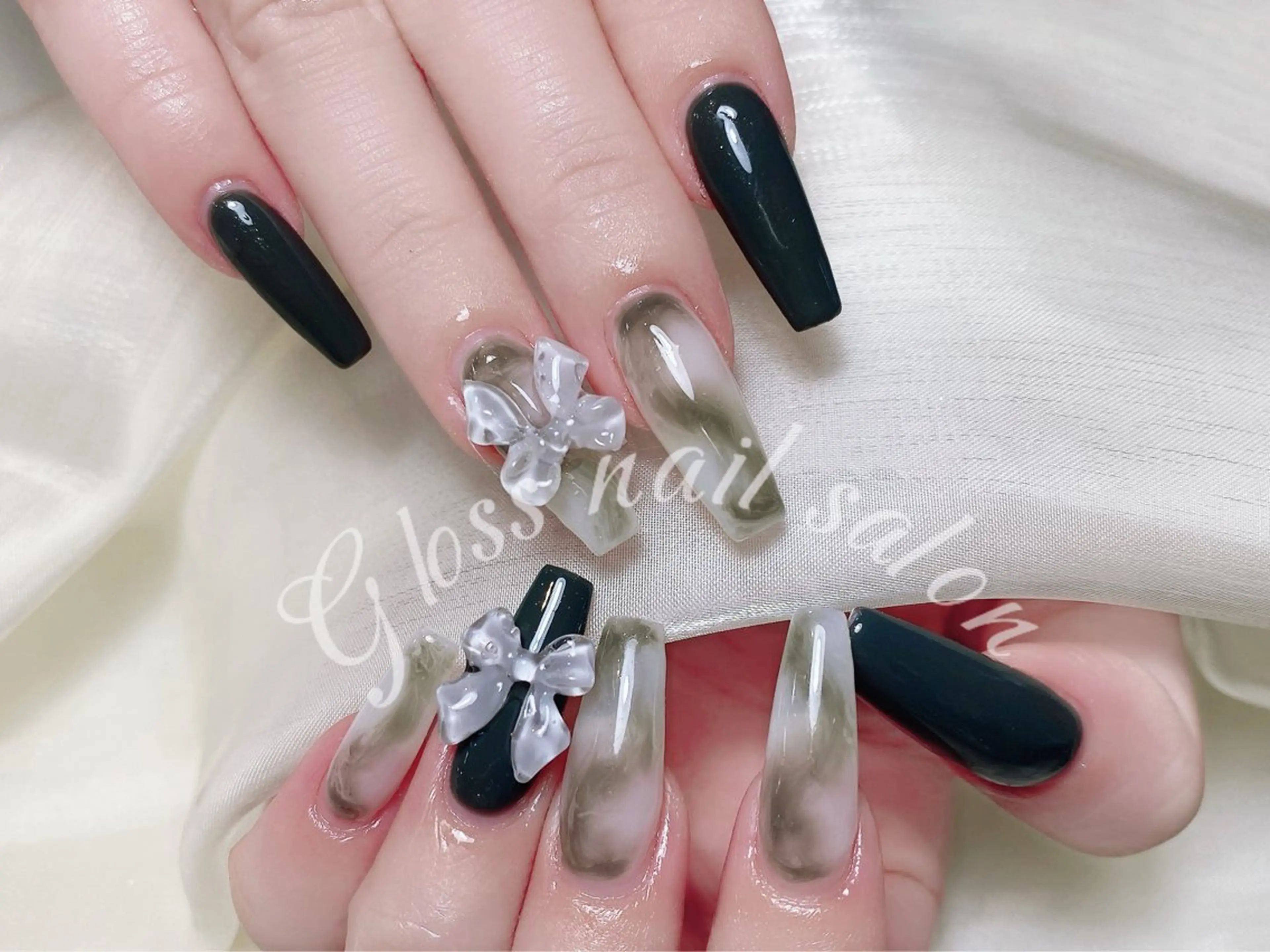 ネイル Yuna✨ Gloss nailのネイルデザイン