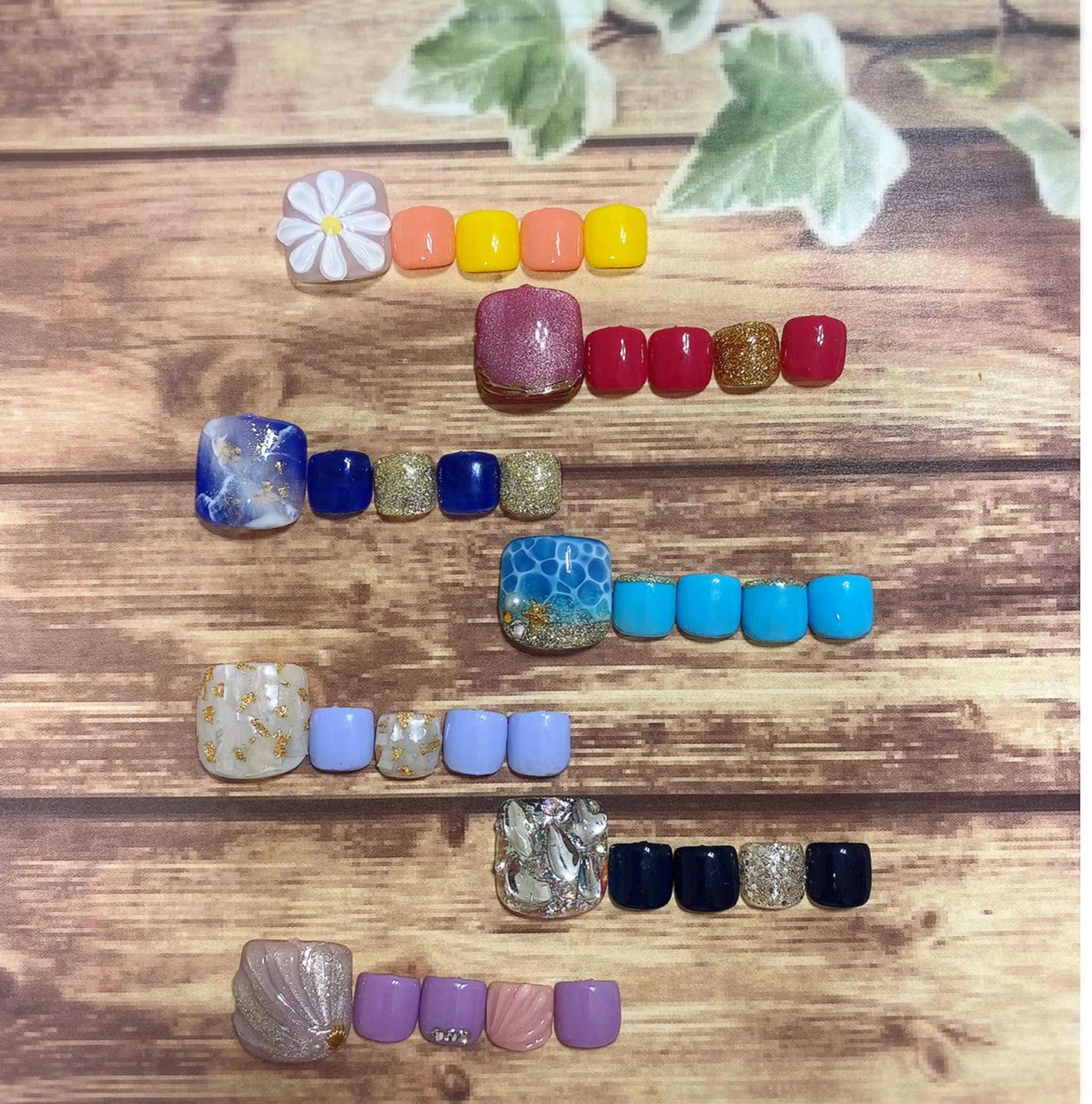 ネイル フットネイル フットネイル ネイルサロン nail_upのネイルデザイン