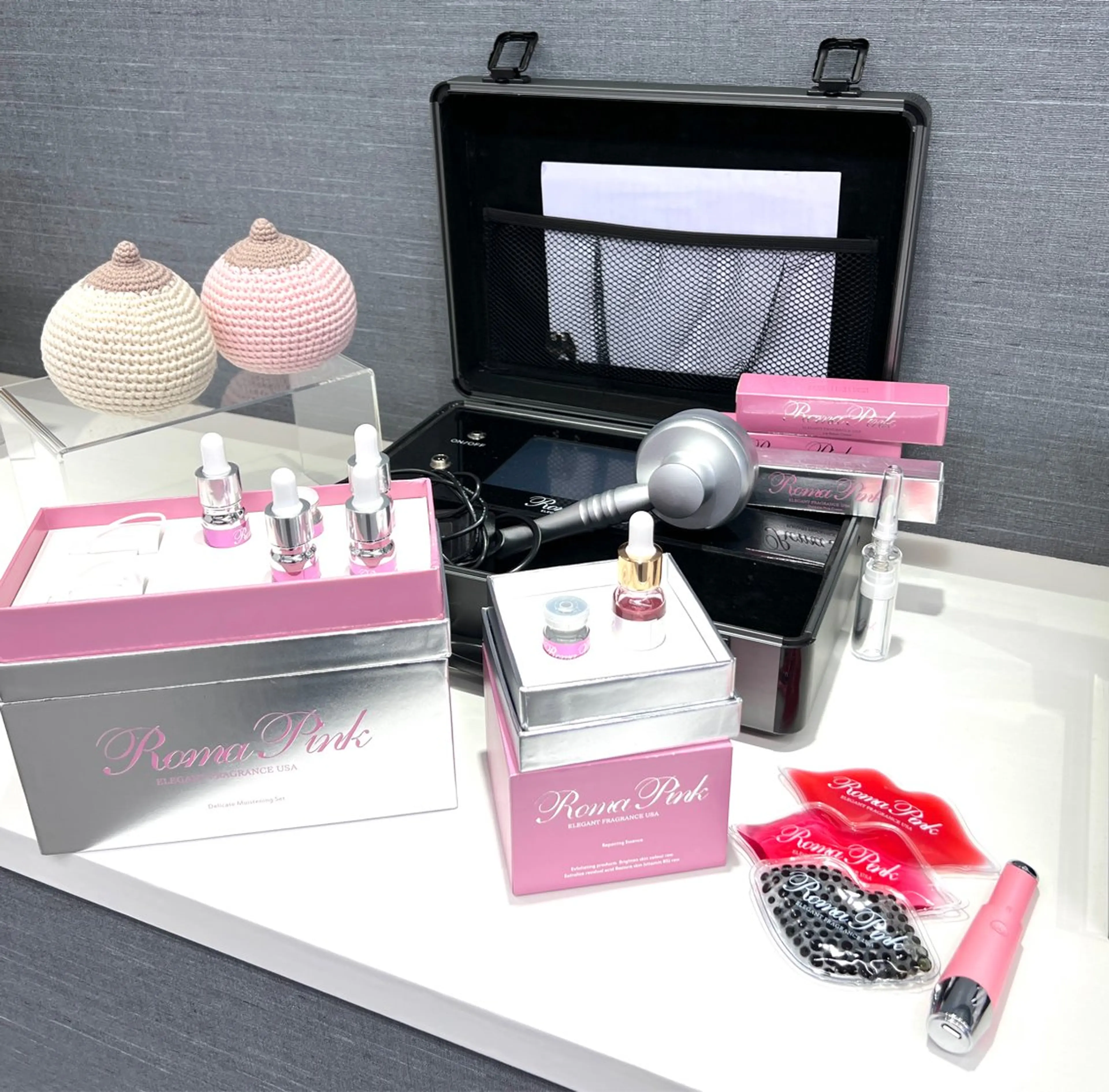 ローマピンク無料カウンセリングの写真