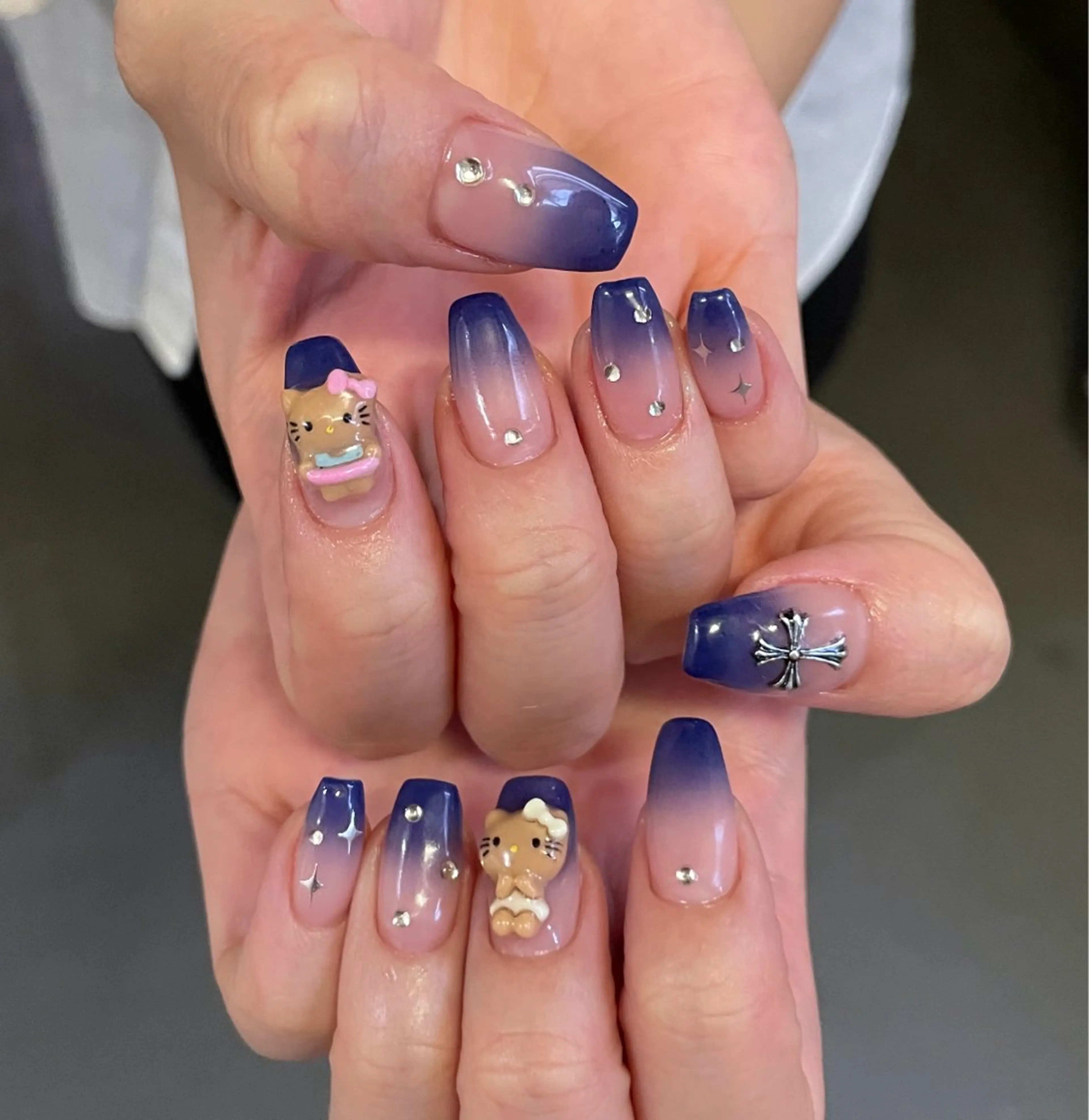 ネイル ハンドネイル ハンドケア 🍑 momo_nailのネイルデザイン