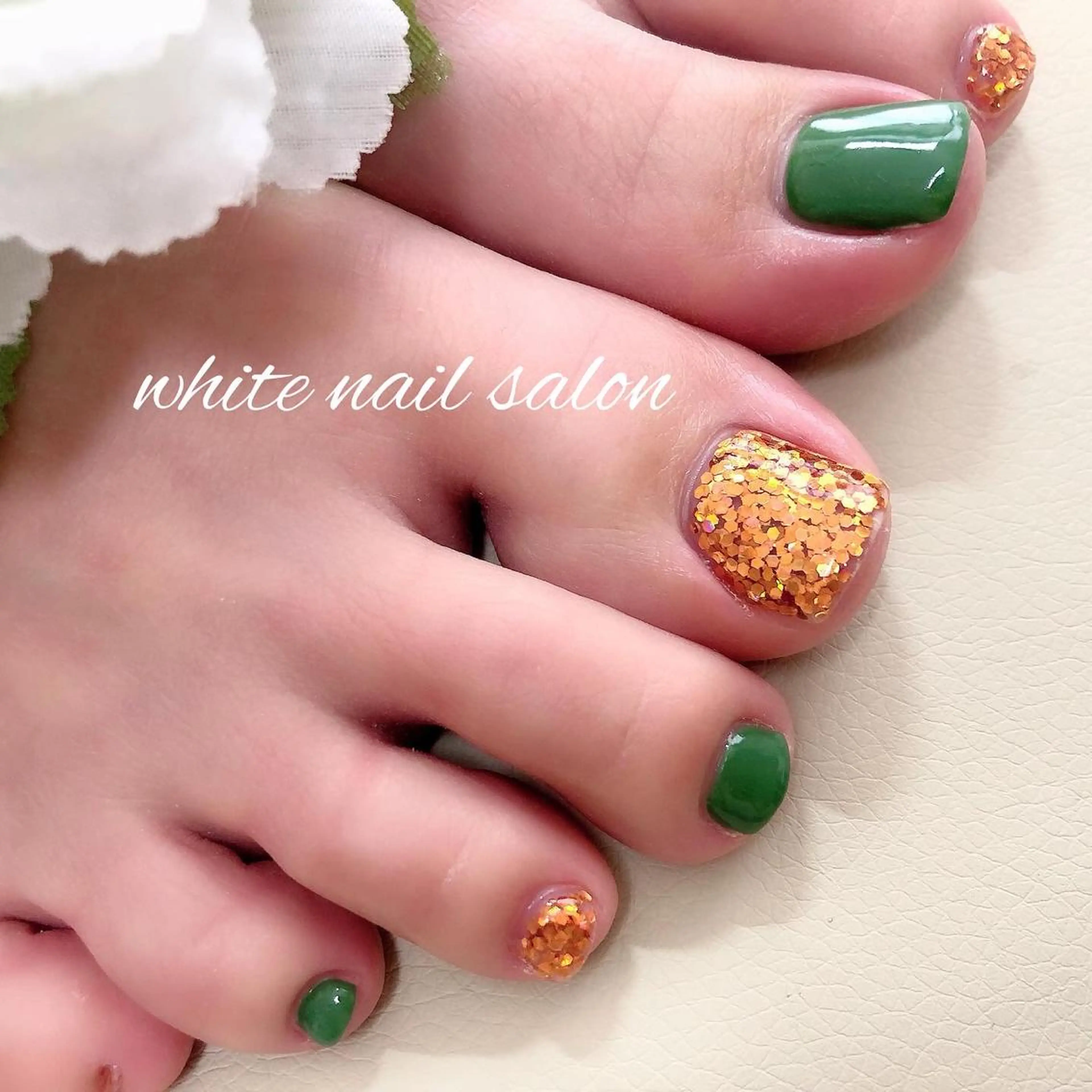 ネイル ジェルネイル ハードジェル 持ち込み シンプルネイル ソフトジェル フットネイル white nail salonのネイルデザイン