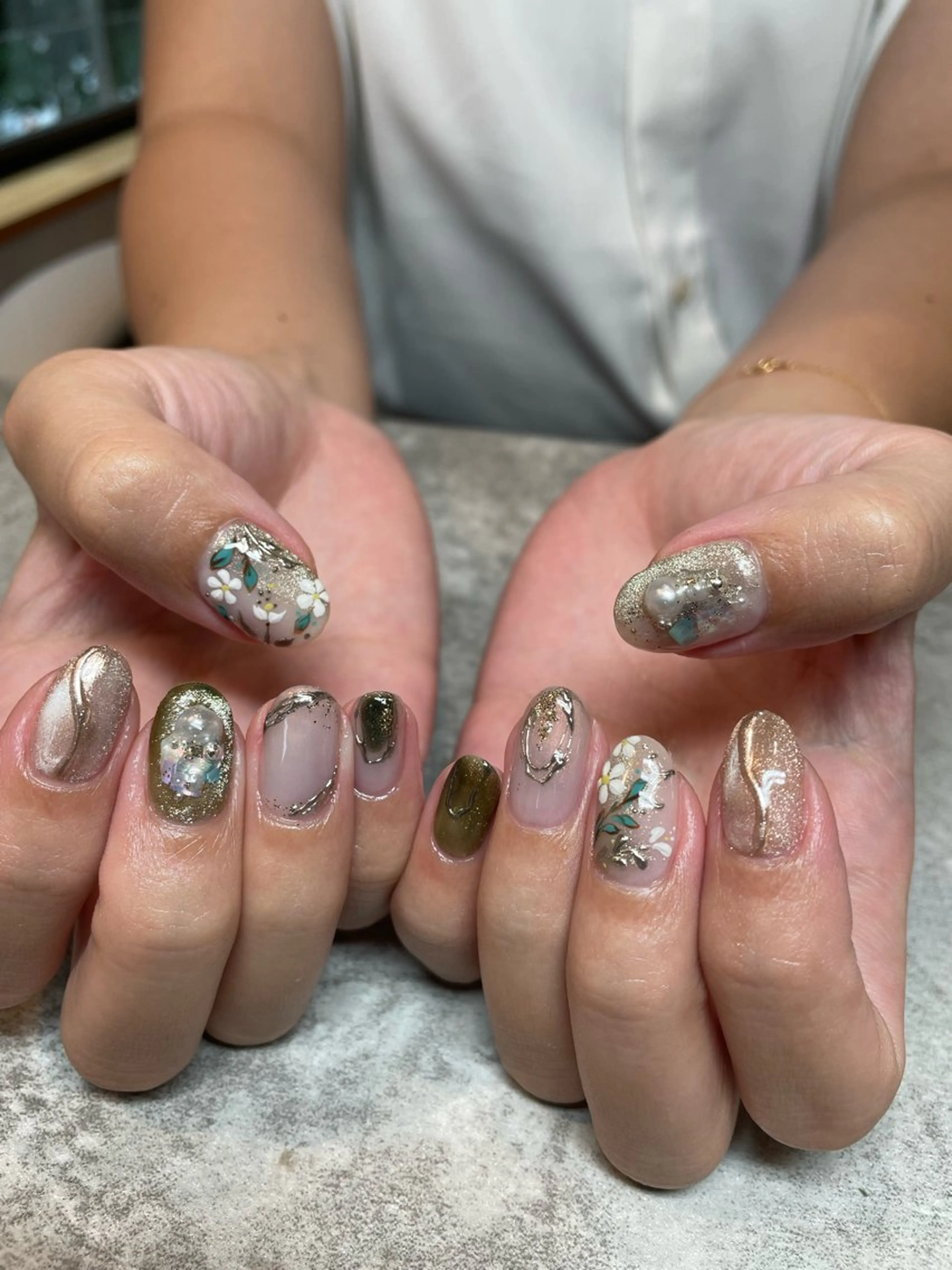 ネイル 佐藤  悠子のネイルデザイン