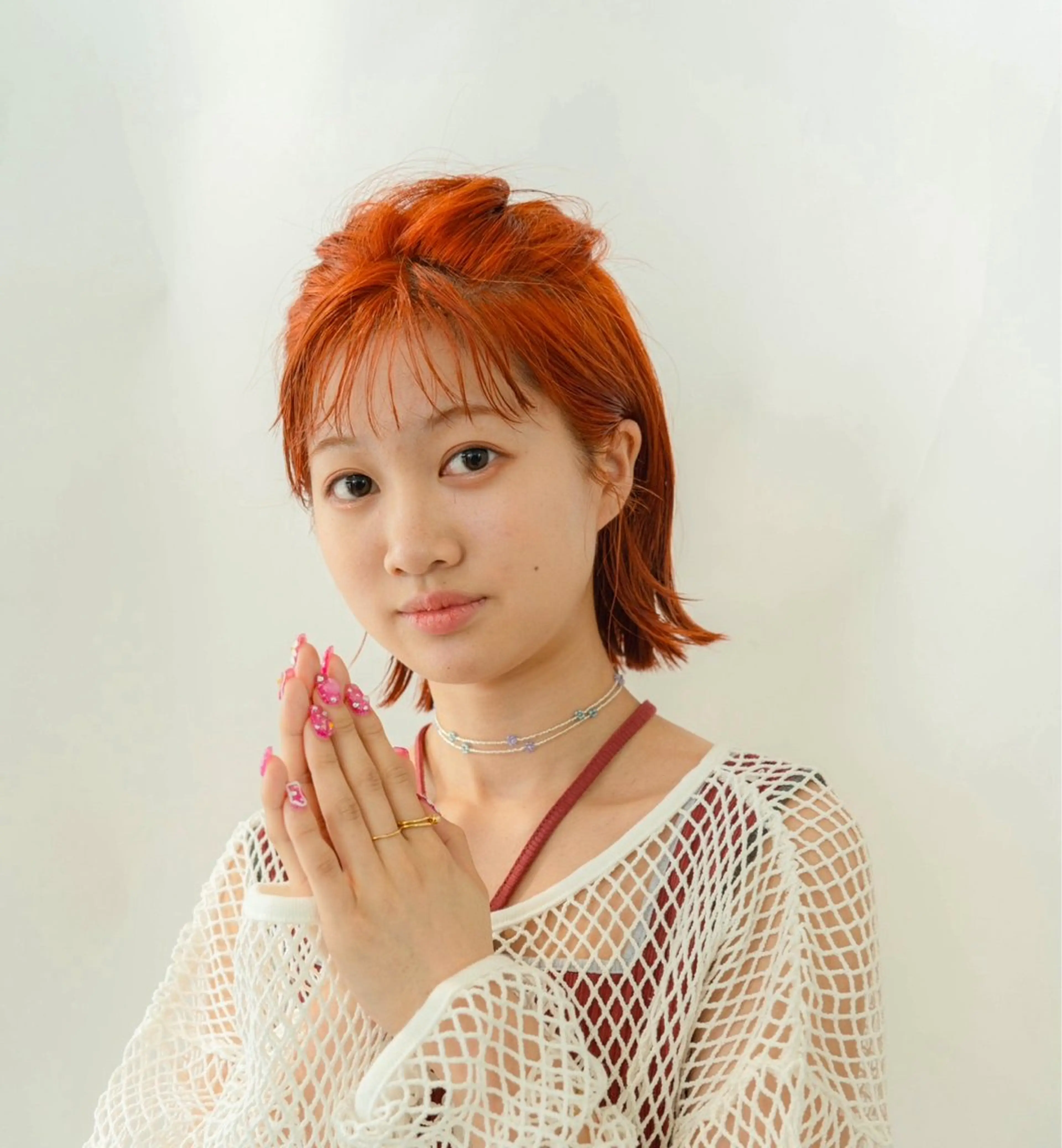 ショート ヘアアレンジ コテ巻きパーマ💙 シノヤユイのヘアスタイル