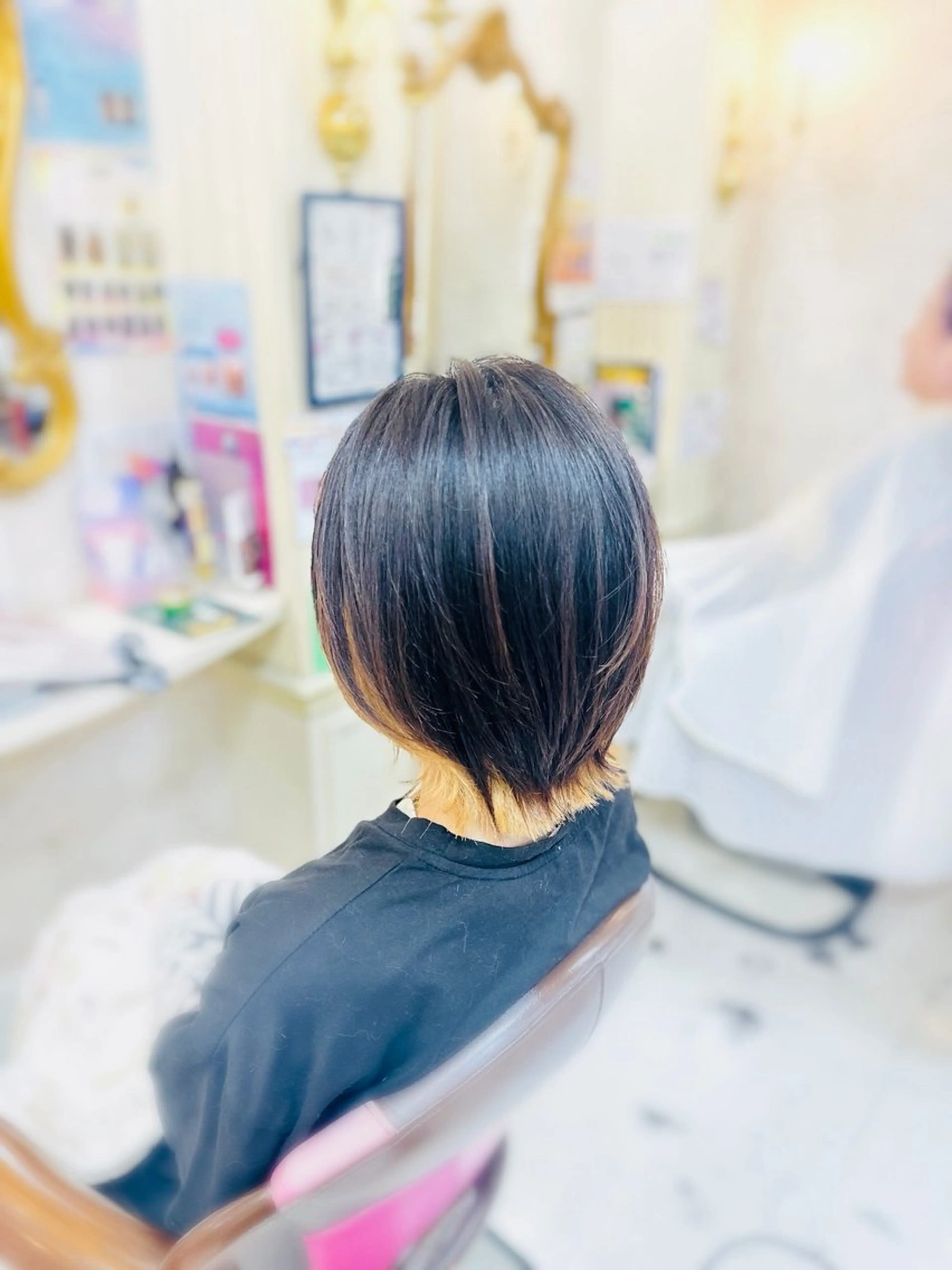 ミディアム レイヤーカット カット 菅沼 美咲のヘアスタイル