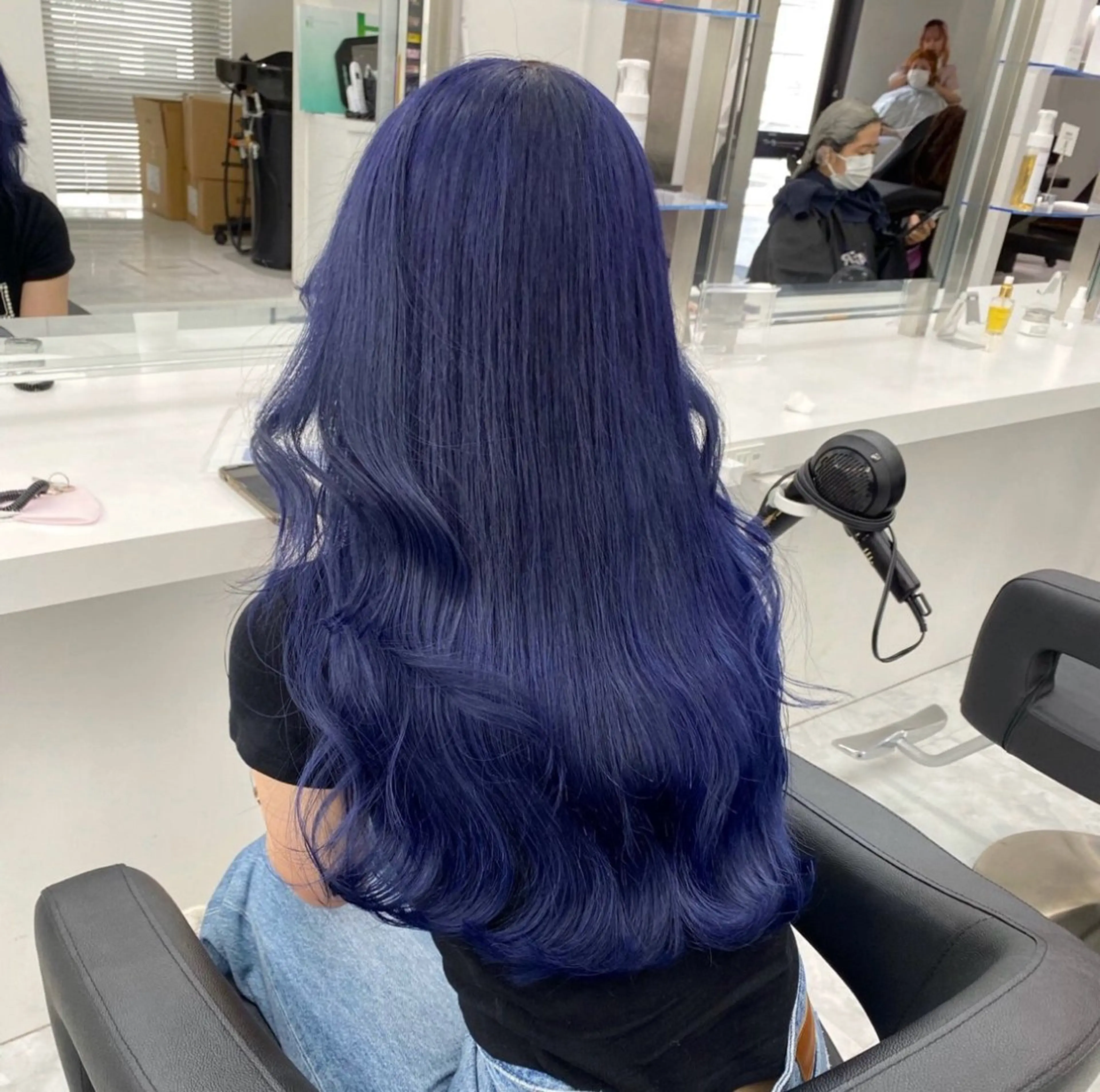 ロング カラー パーマ ヘアアレンジ 透明感ブリーチカラー 🌈TOMOHIROのヘアスタイル