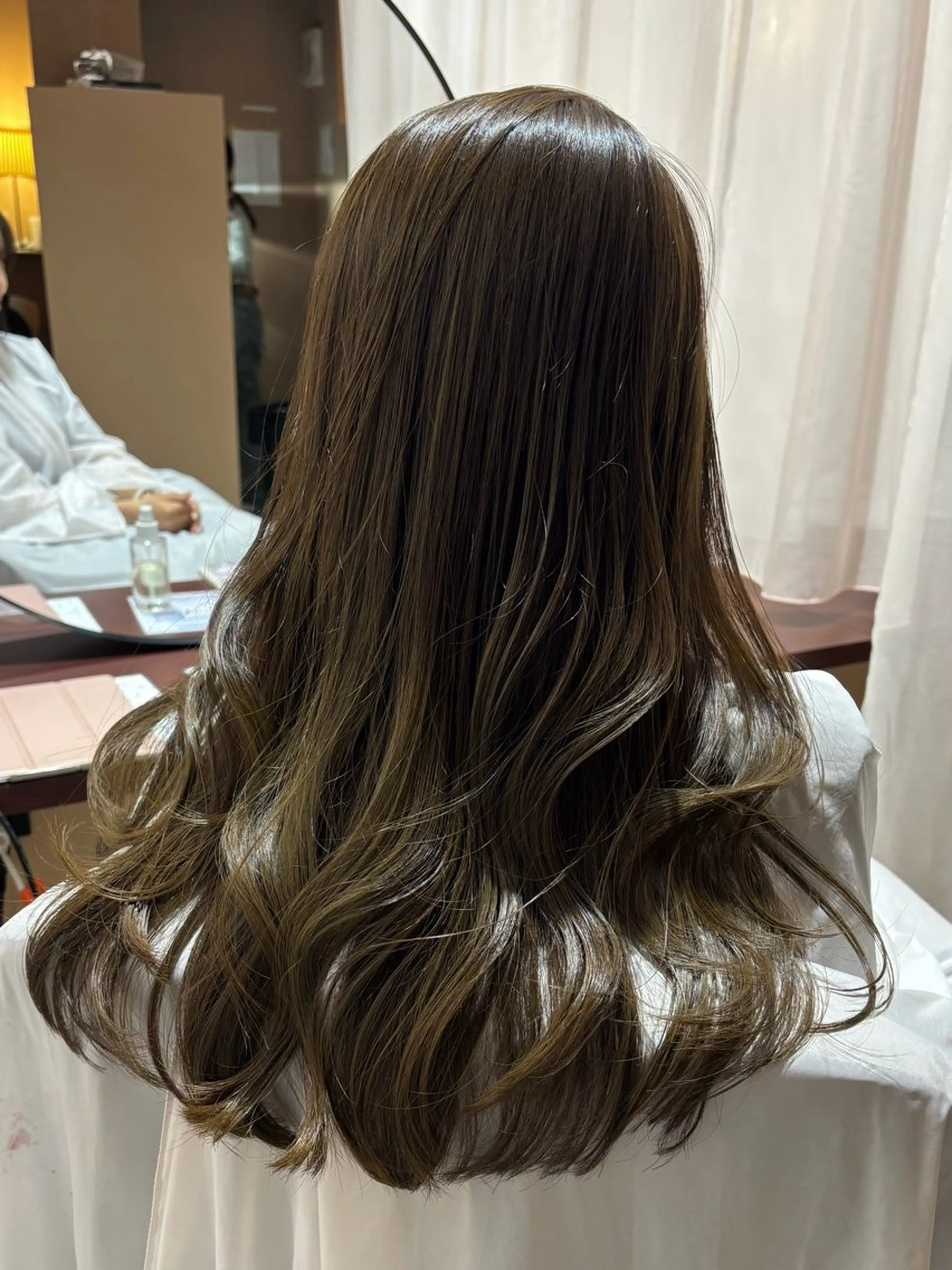 ロング 髪質改善 小顔カット トリートメント カット ヘアカラー トリートメント やまぐち もえかのヘアスタイル