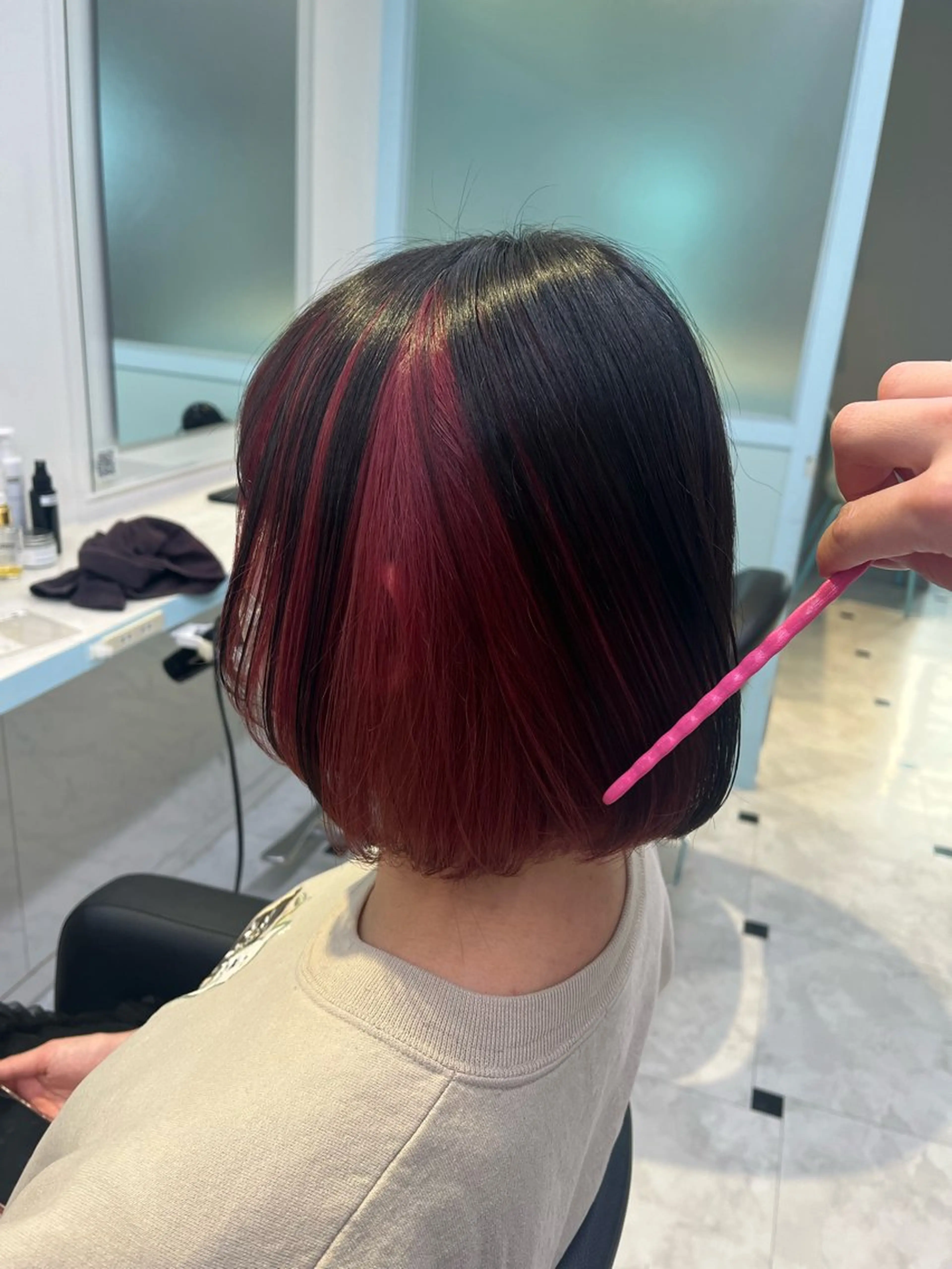 ショート カラー ヘアカラー トリートメント ブリーチカラー 🩵MIZUKIのヘアスタイル