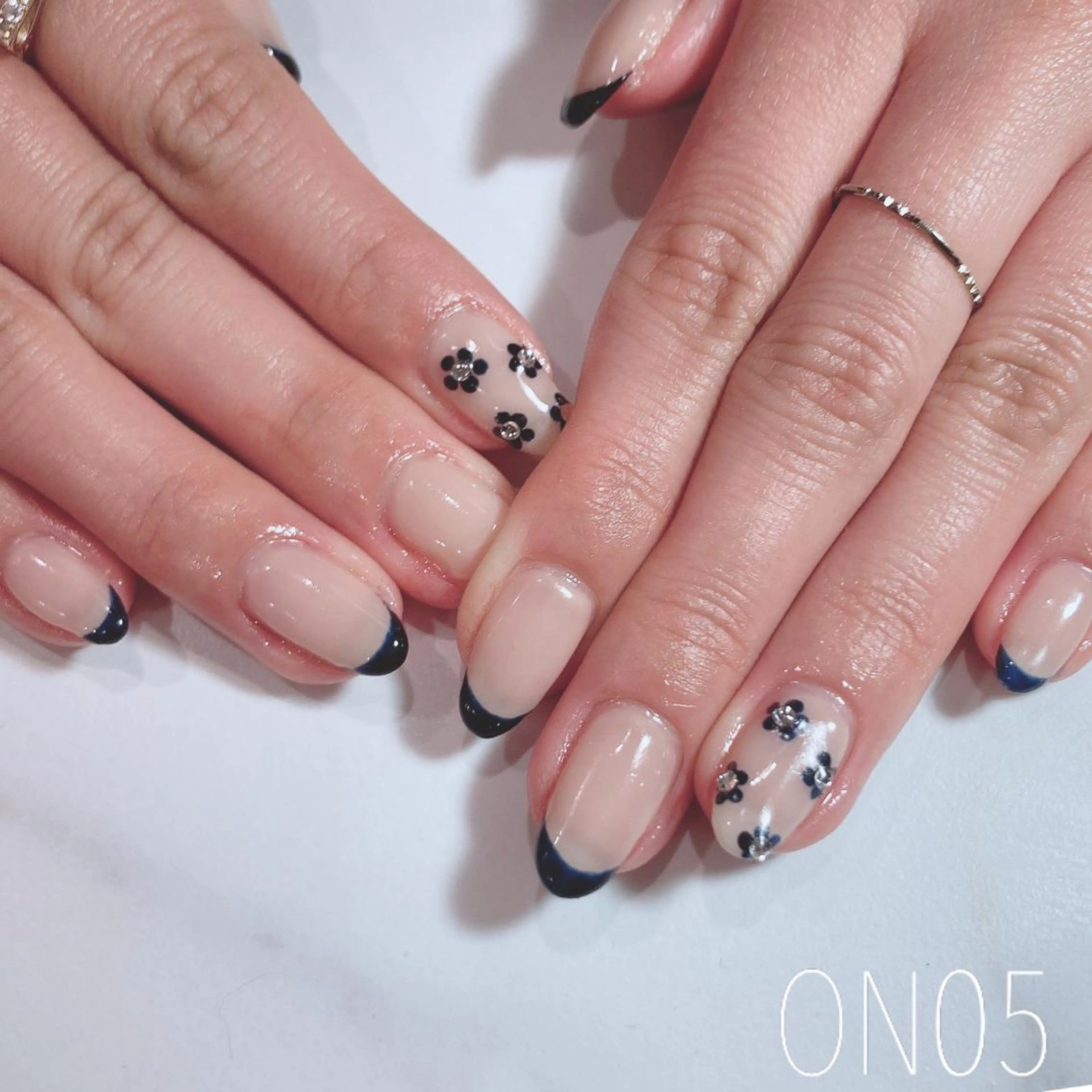 ネイル 園 寛子 （ネイリスト）のネイルデザイン