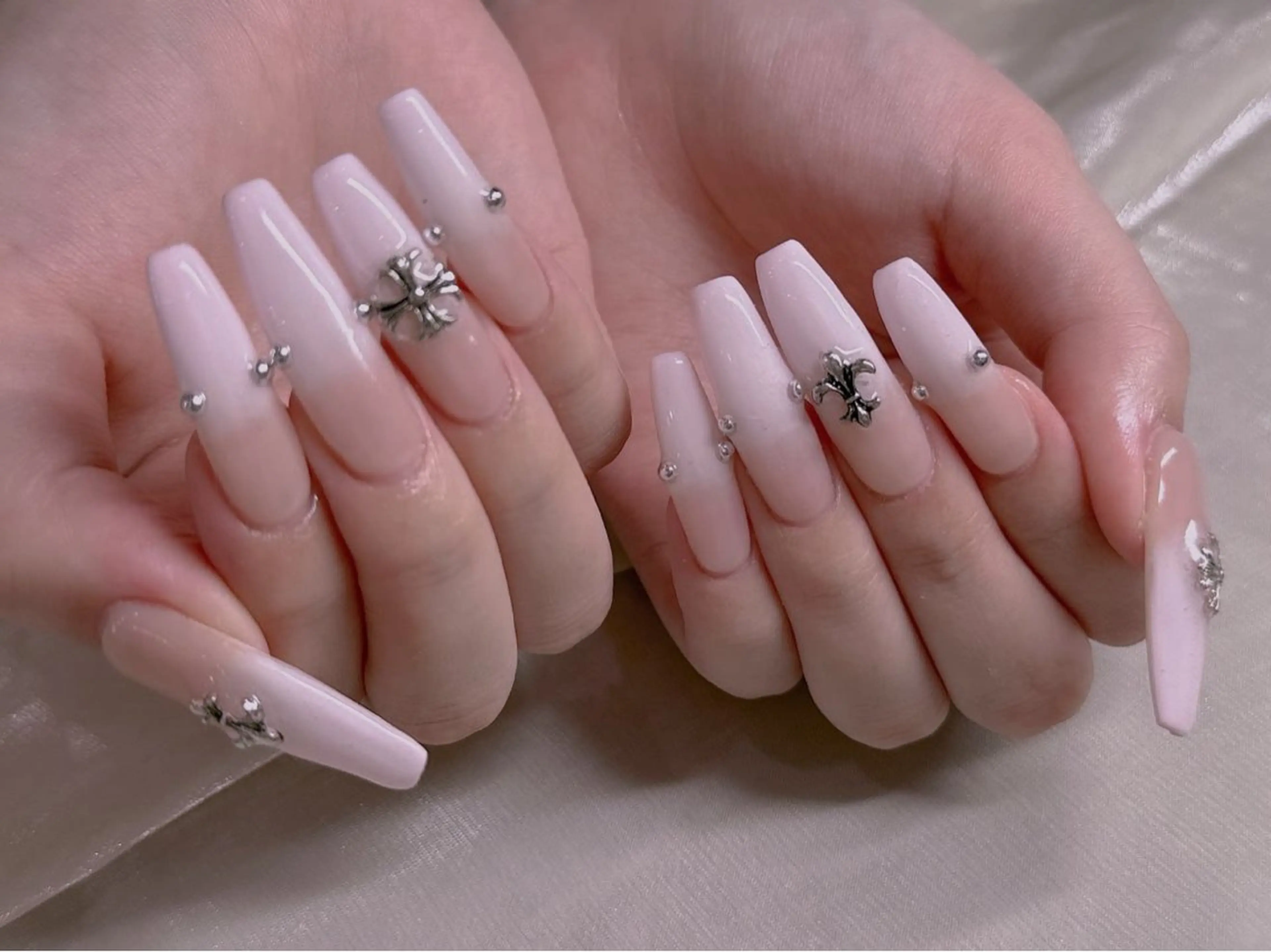 ネイル ハンドネイル エムズ エムズのマツエク・マツパデザイン