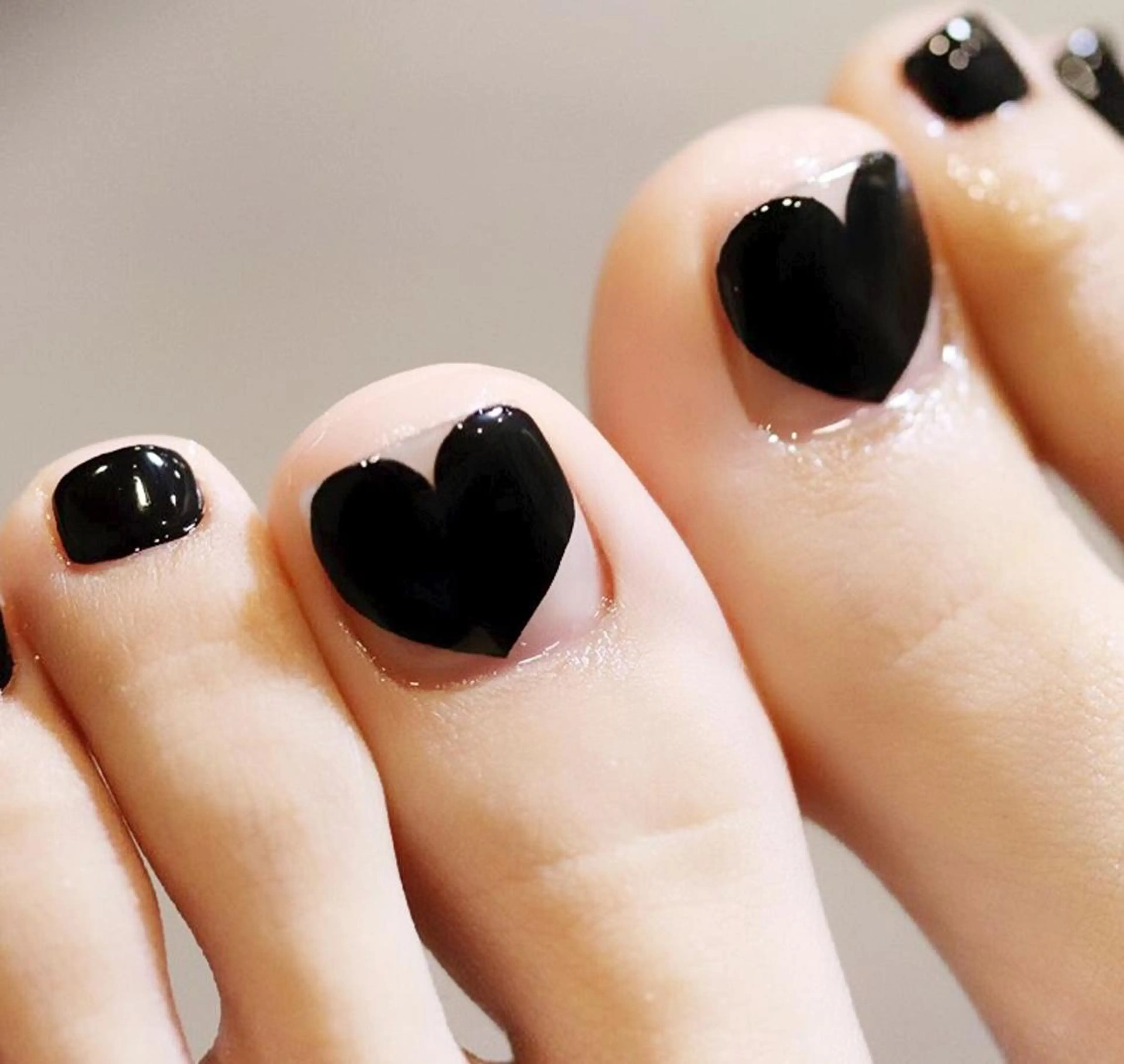 【Foot】親指2本アート👣(オフ込)の写真