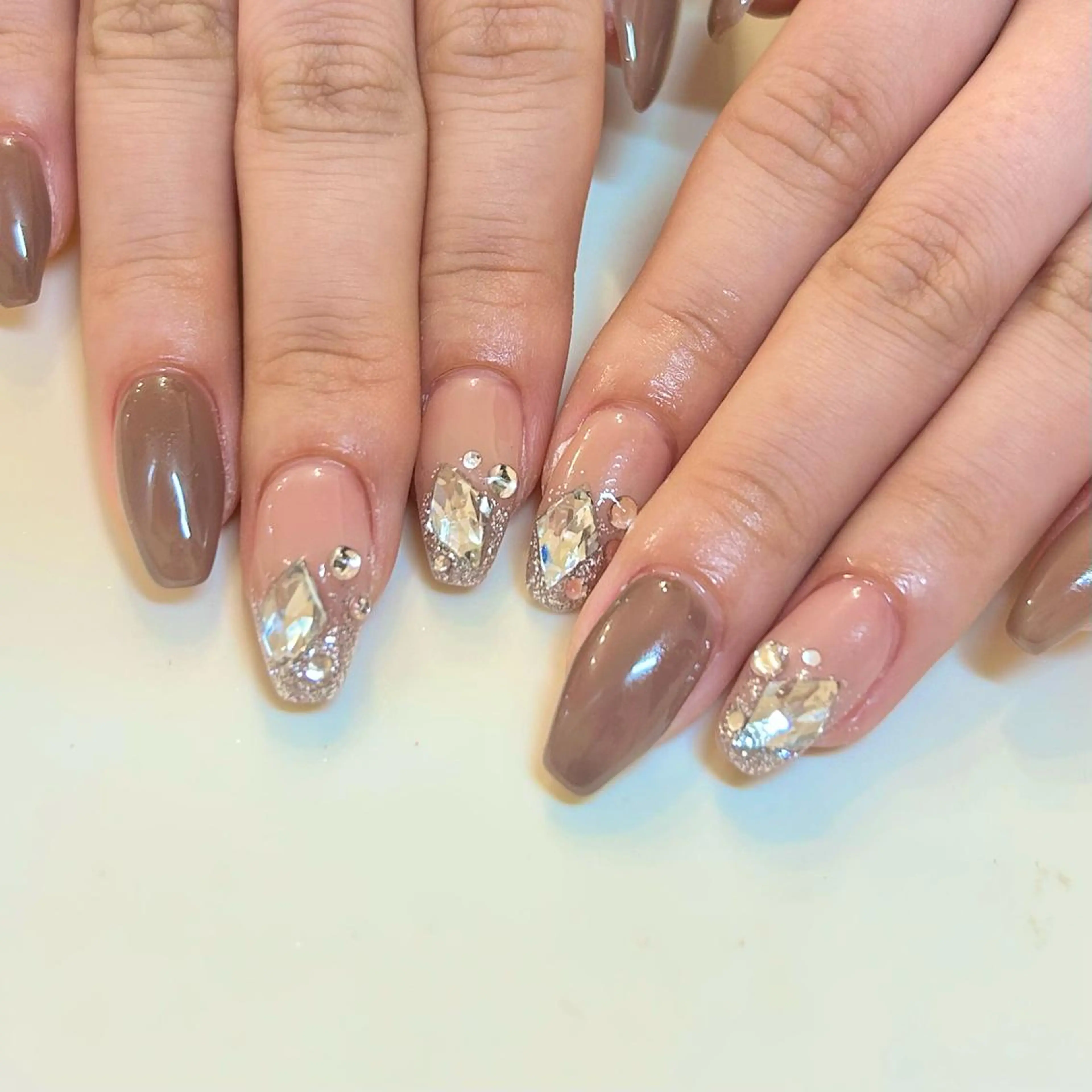 ネイル ハンドネイル 藤原 みゆのネイルデザイン