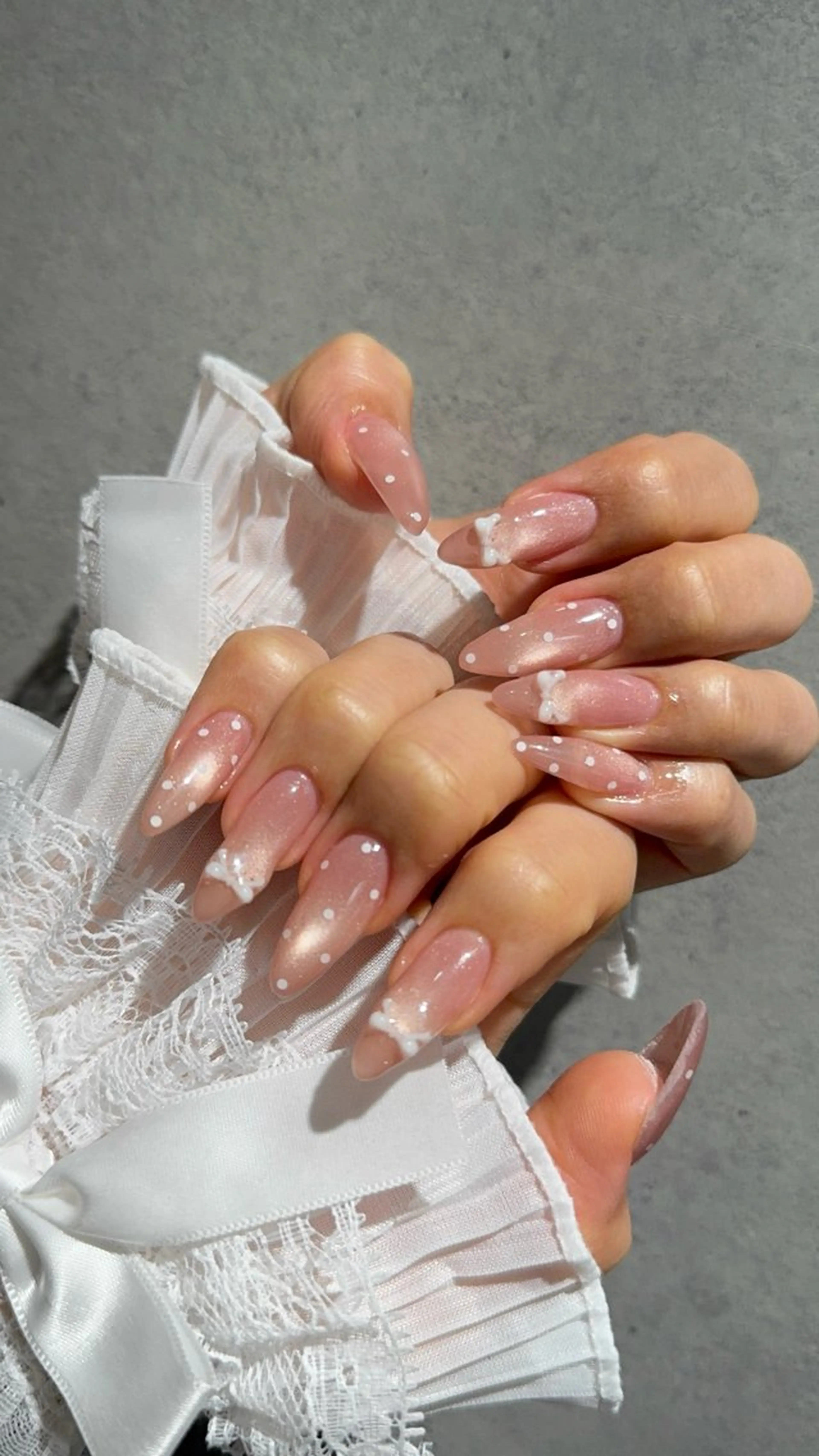 ネイル I-nailロング /ワンホン/キラキラのネイルデザイン