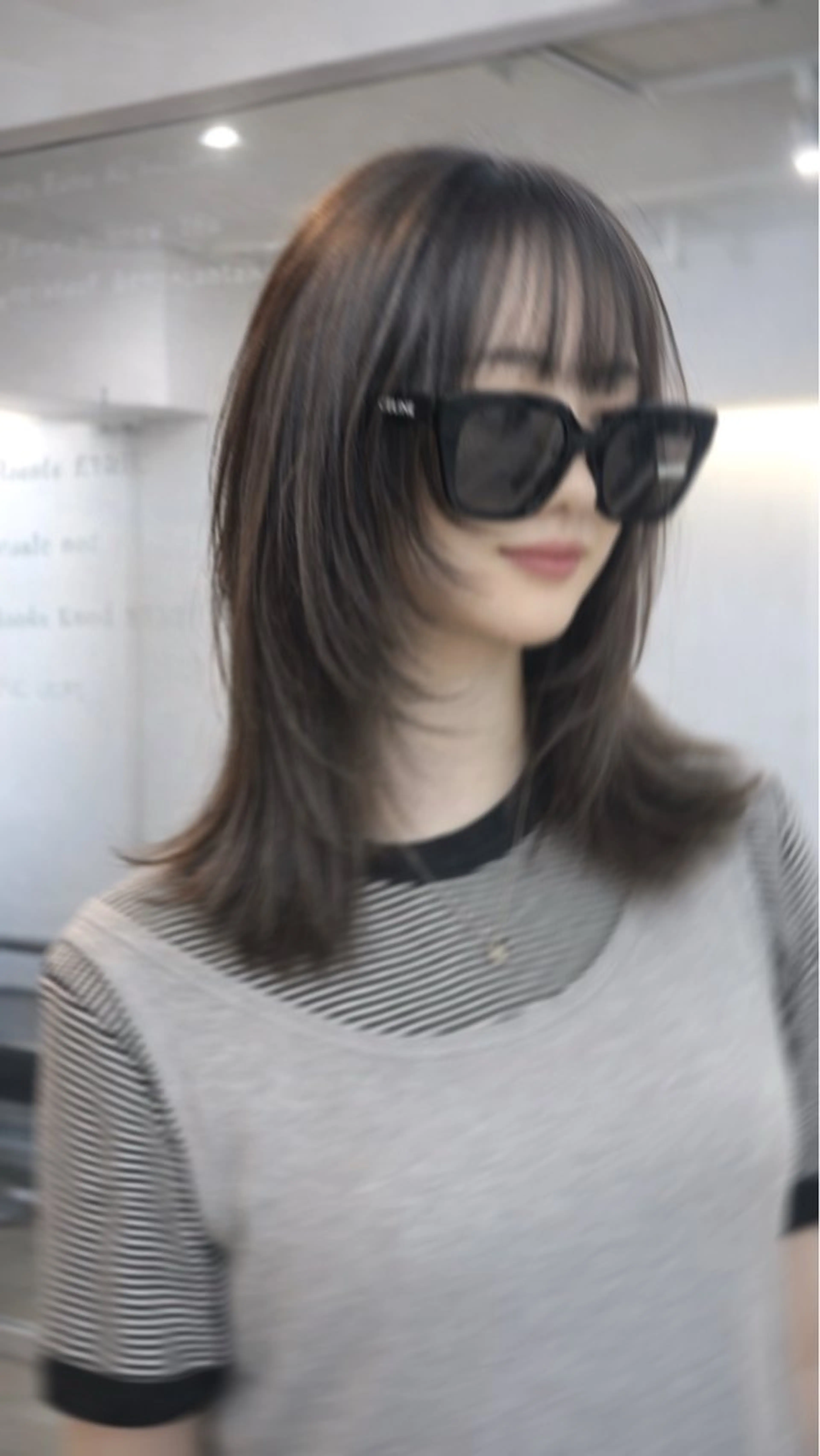 セミロング カラー パーマ ヘアアレンジ レイヤー/韓国/透明 感/Shionのヘアスタイル