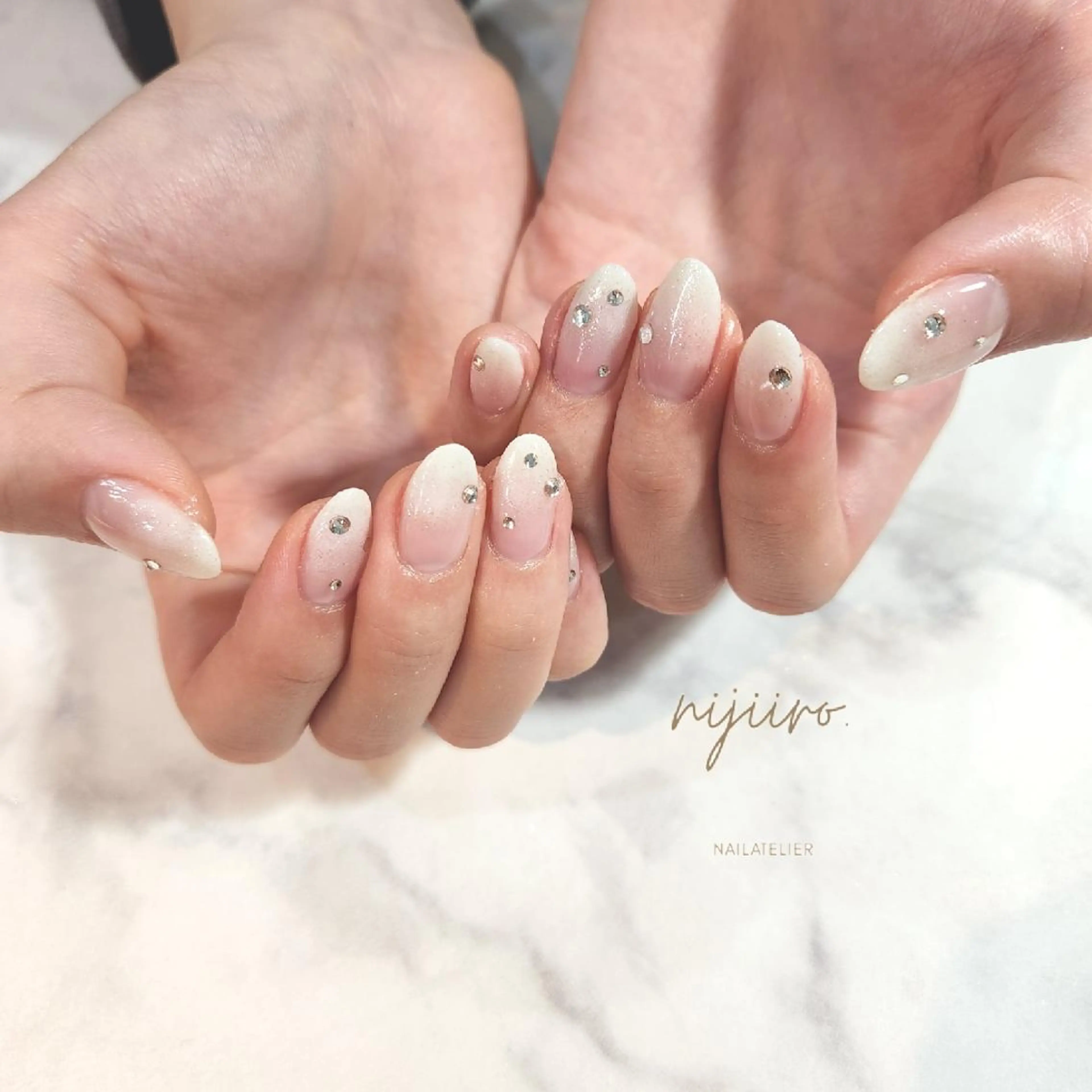 ネイル ハンドネイル nijiiro🌈 サトウのネイルデザイン