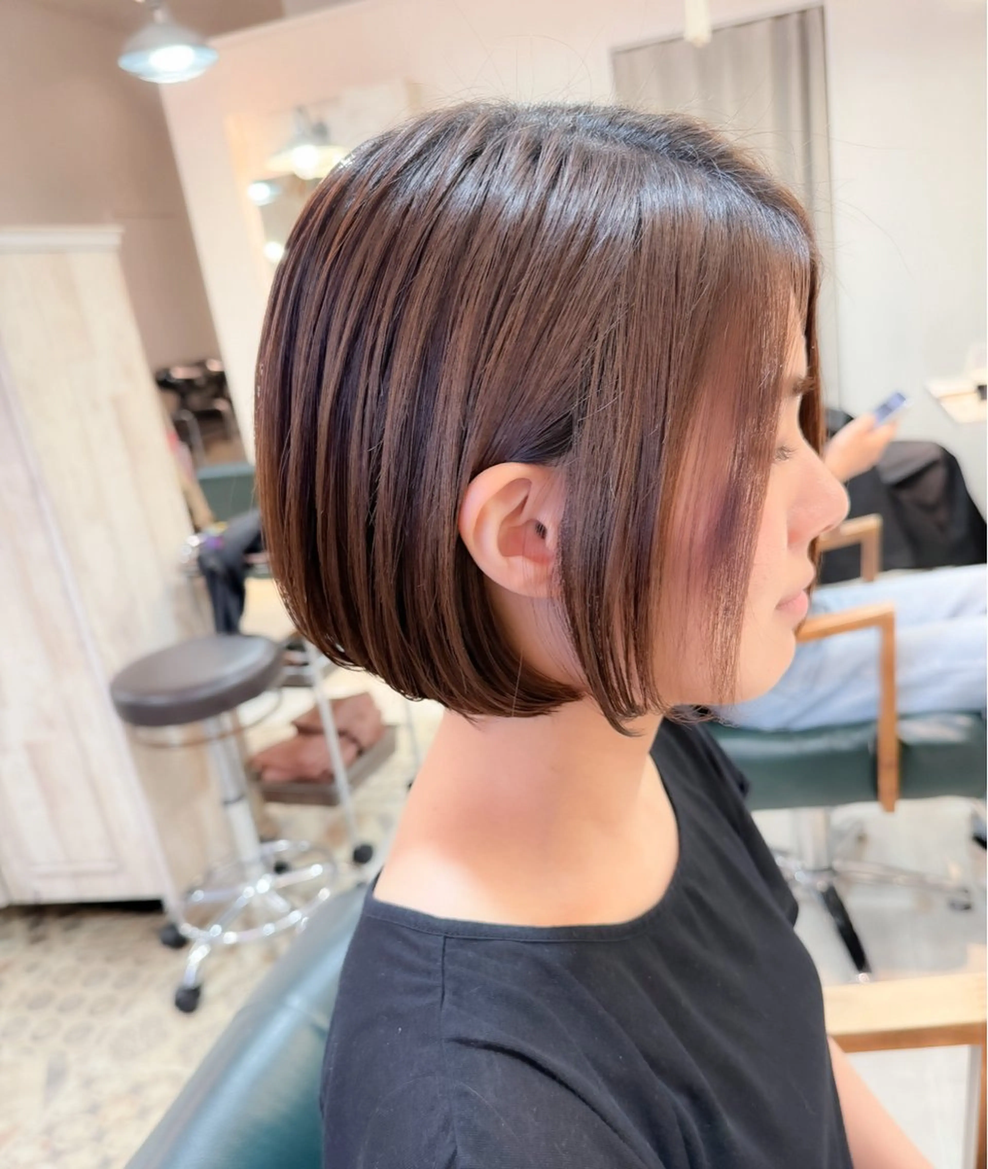 ショート カラー ☘️髪質改善縮毛 ☘️大人ショートのヘアスタイル