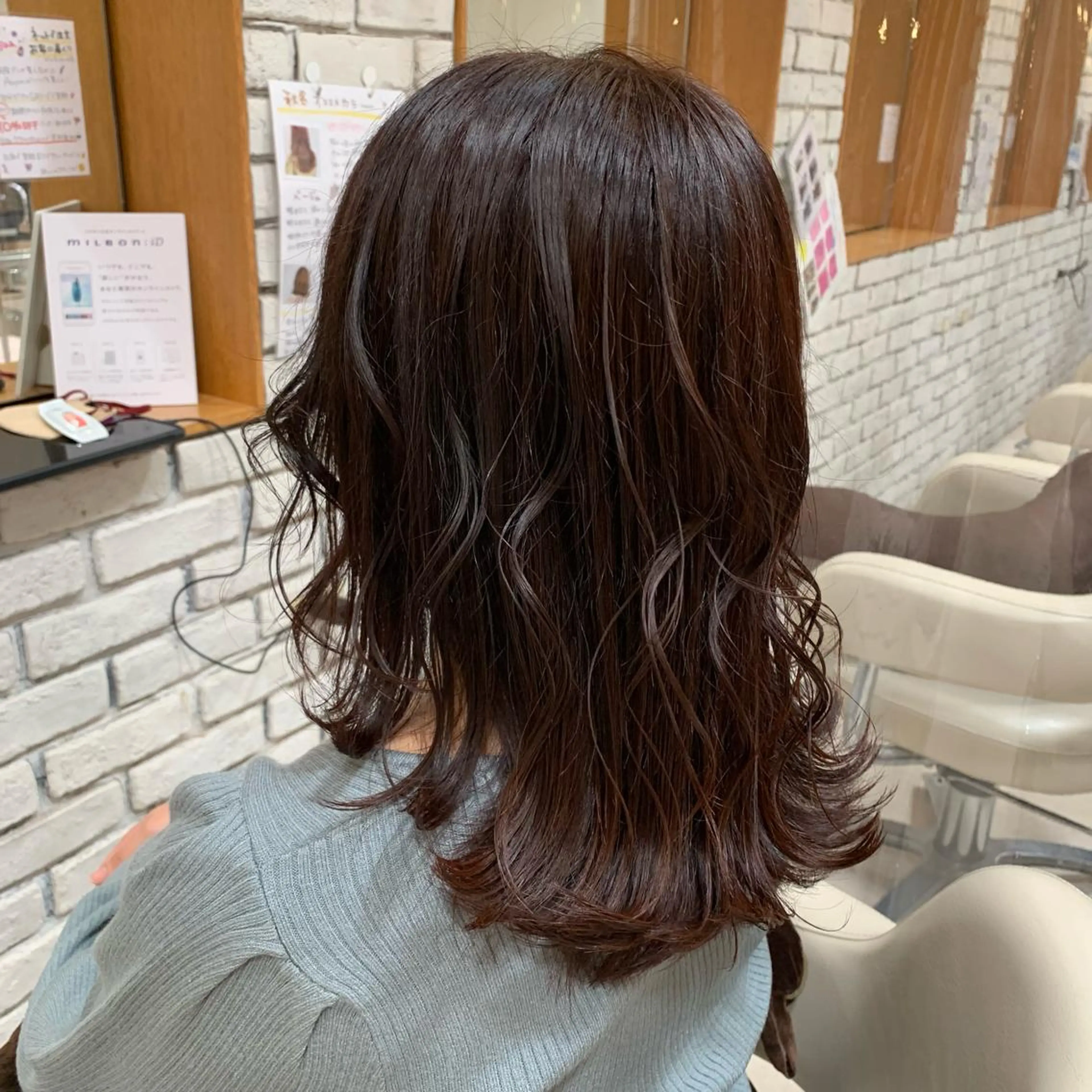 カラー 宮本 季奈のヘアスタイル