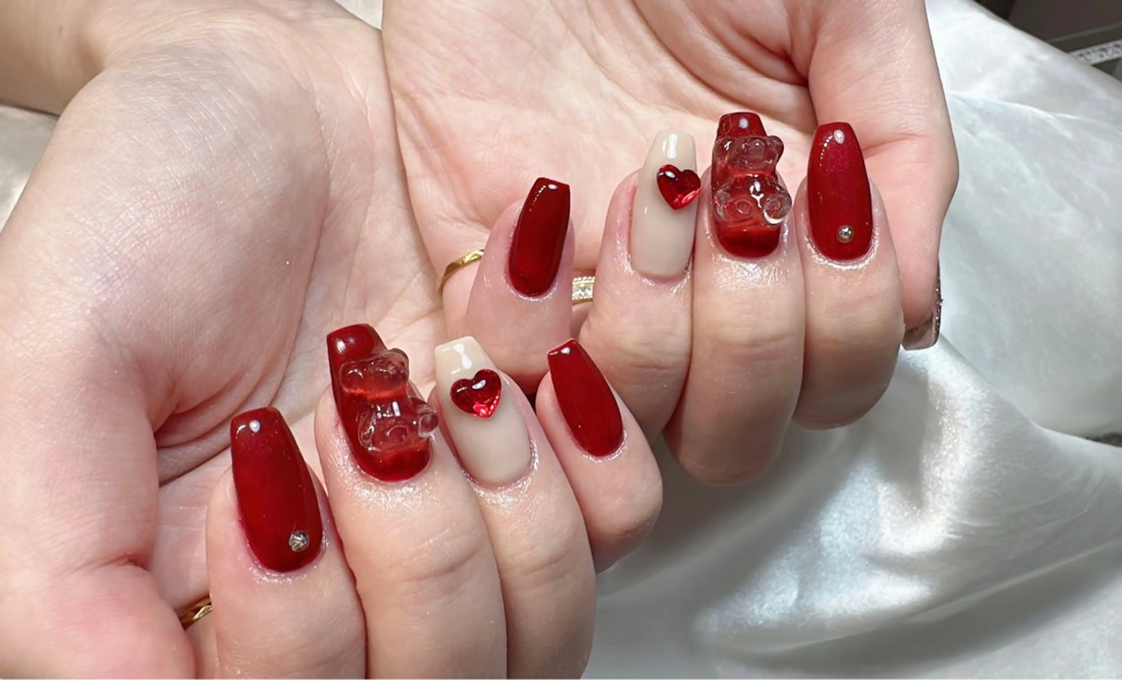 ネイル ハンドネイル salon de Tiaraのネイルデザイン