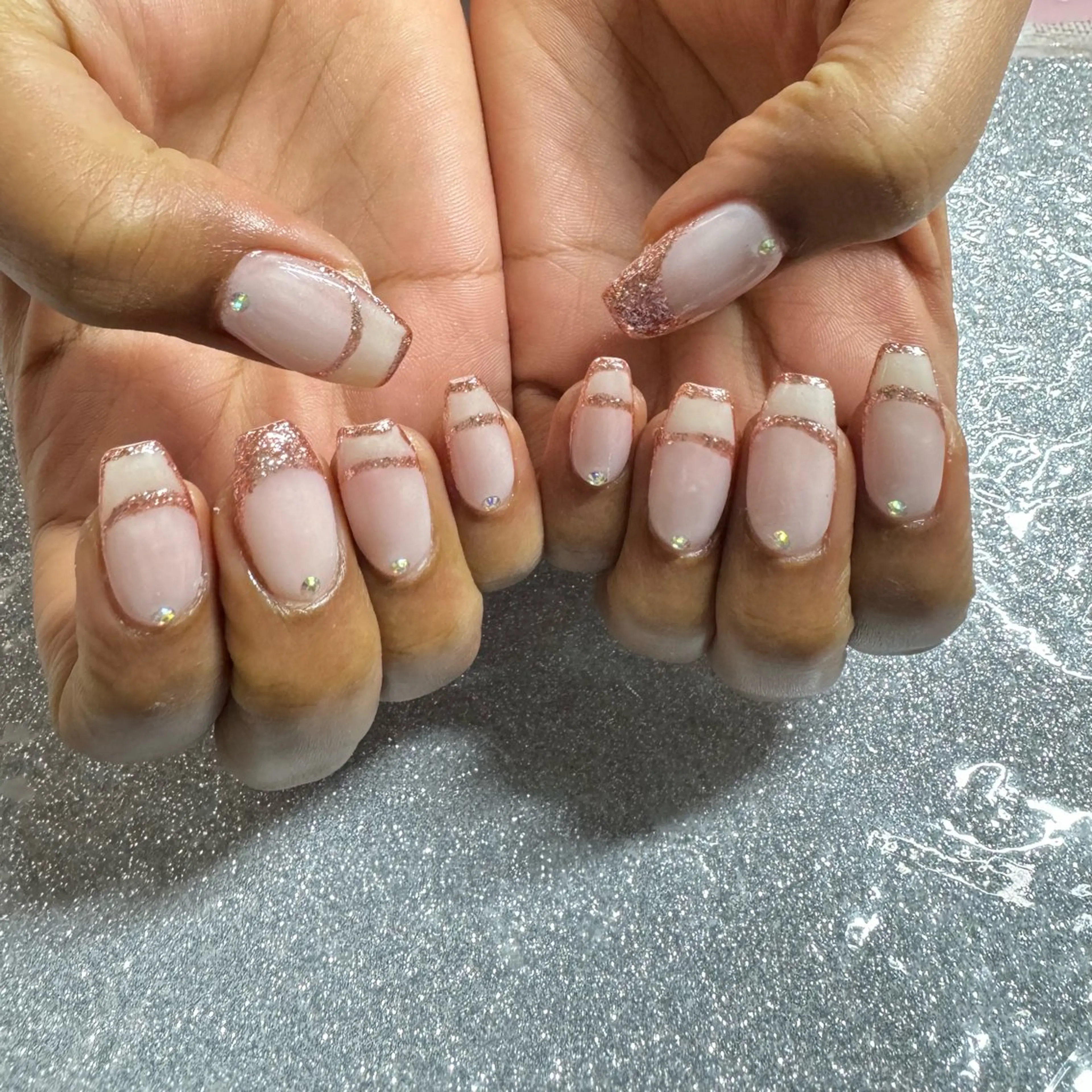 ネイル ハンドネイル VIERU 🌈🎀💖のネイルデザイン